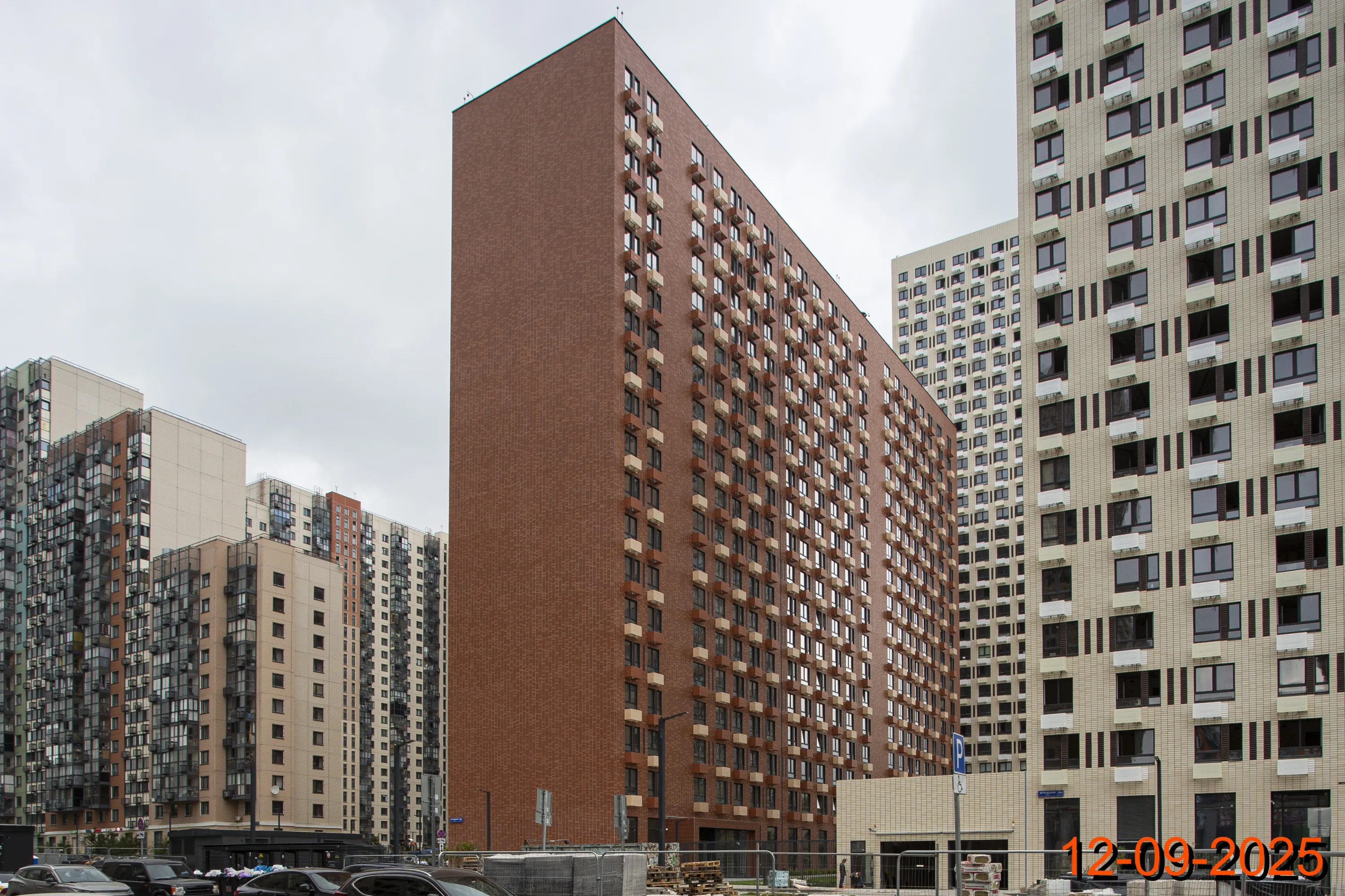 «Митинский лес» ход строительства