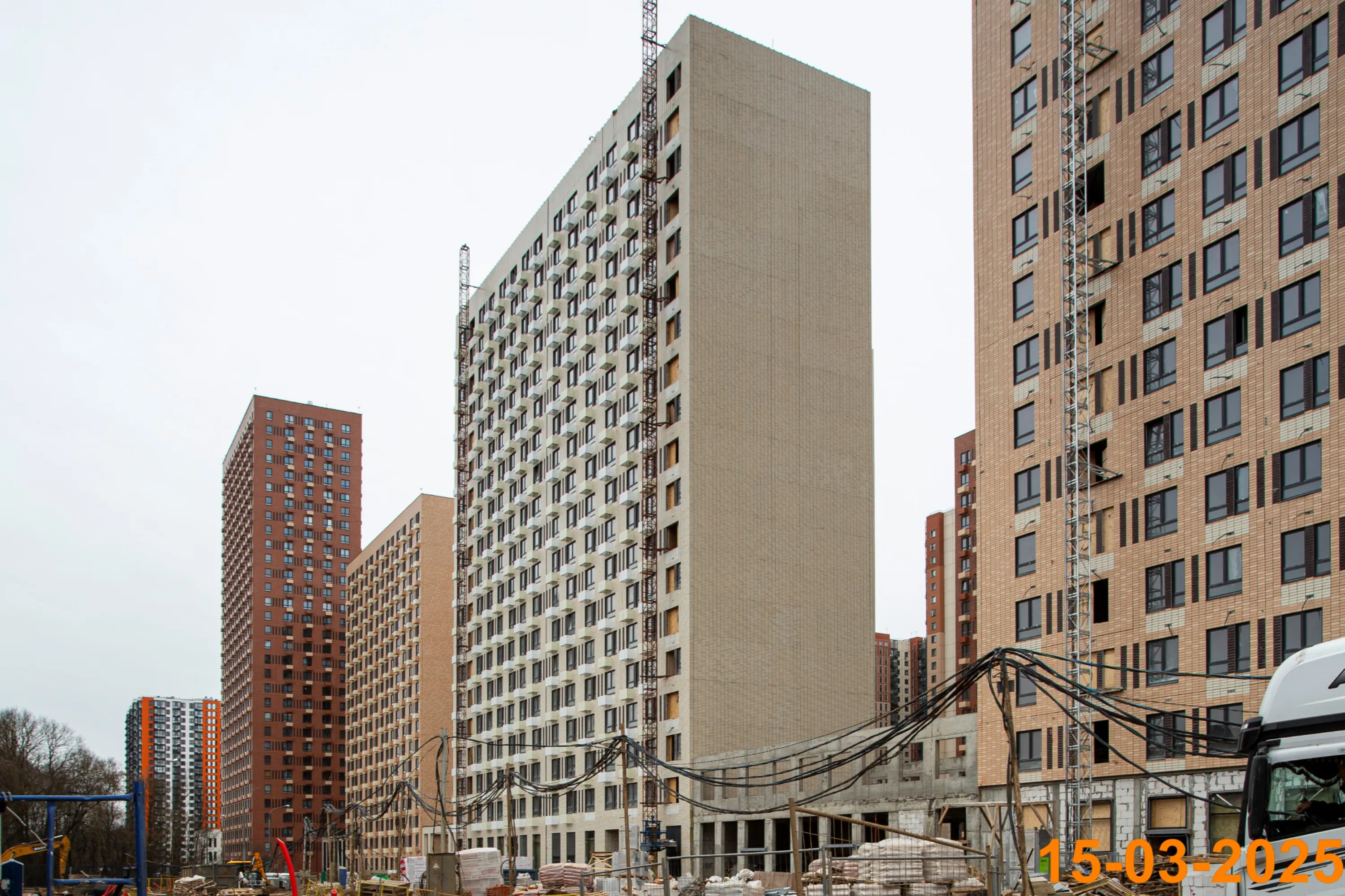 «Митинский лес» ход строительства