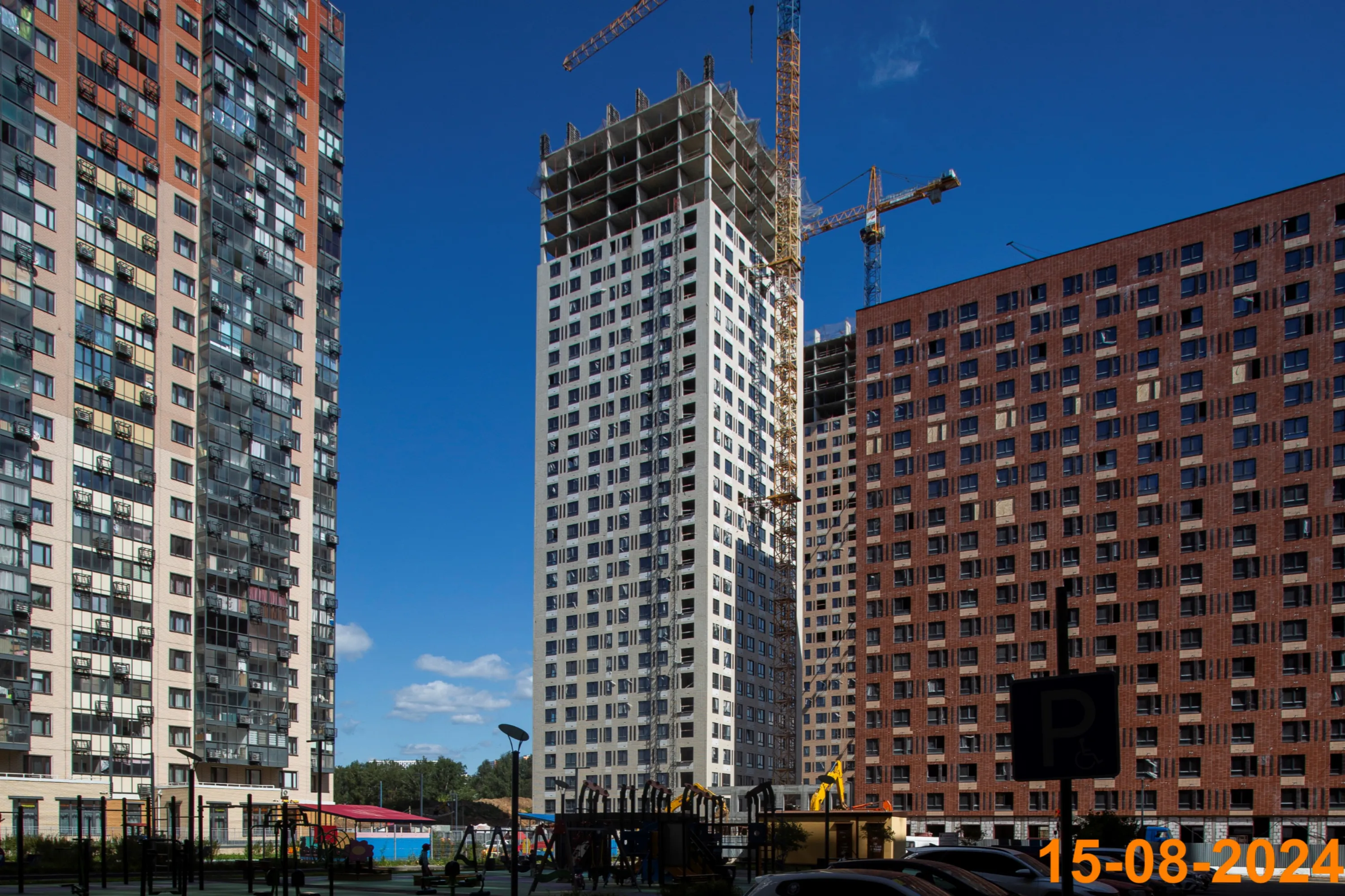 «Митинский лес» ход строительства