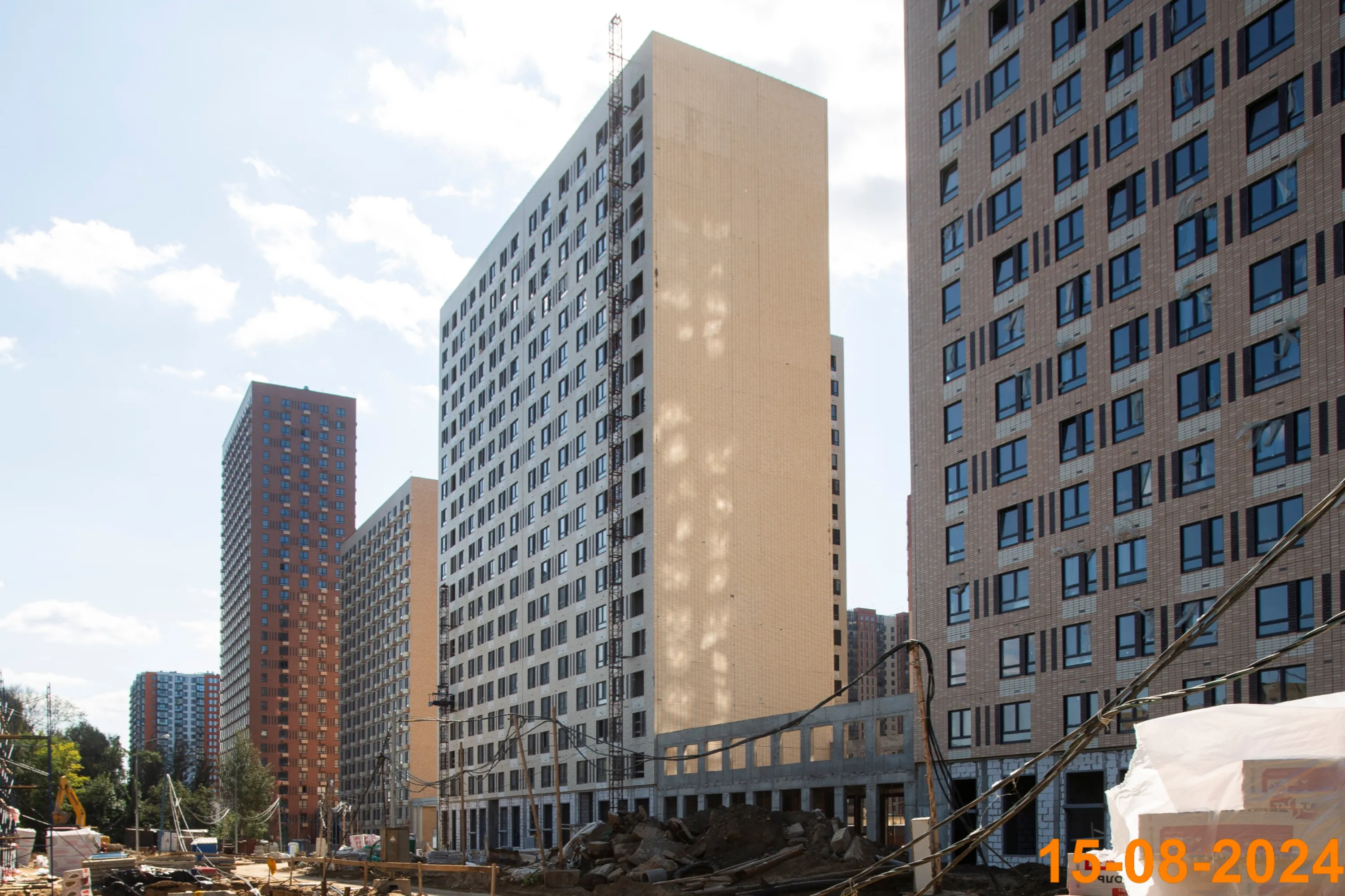 «Митинский лес» ход строительства