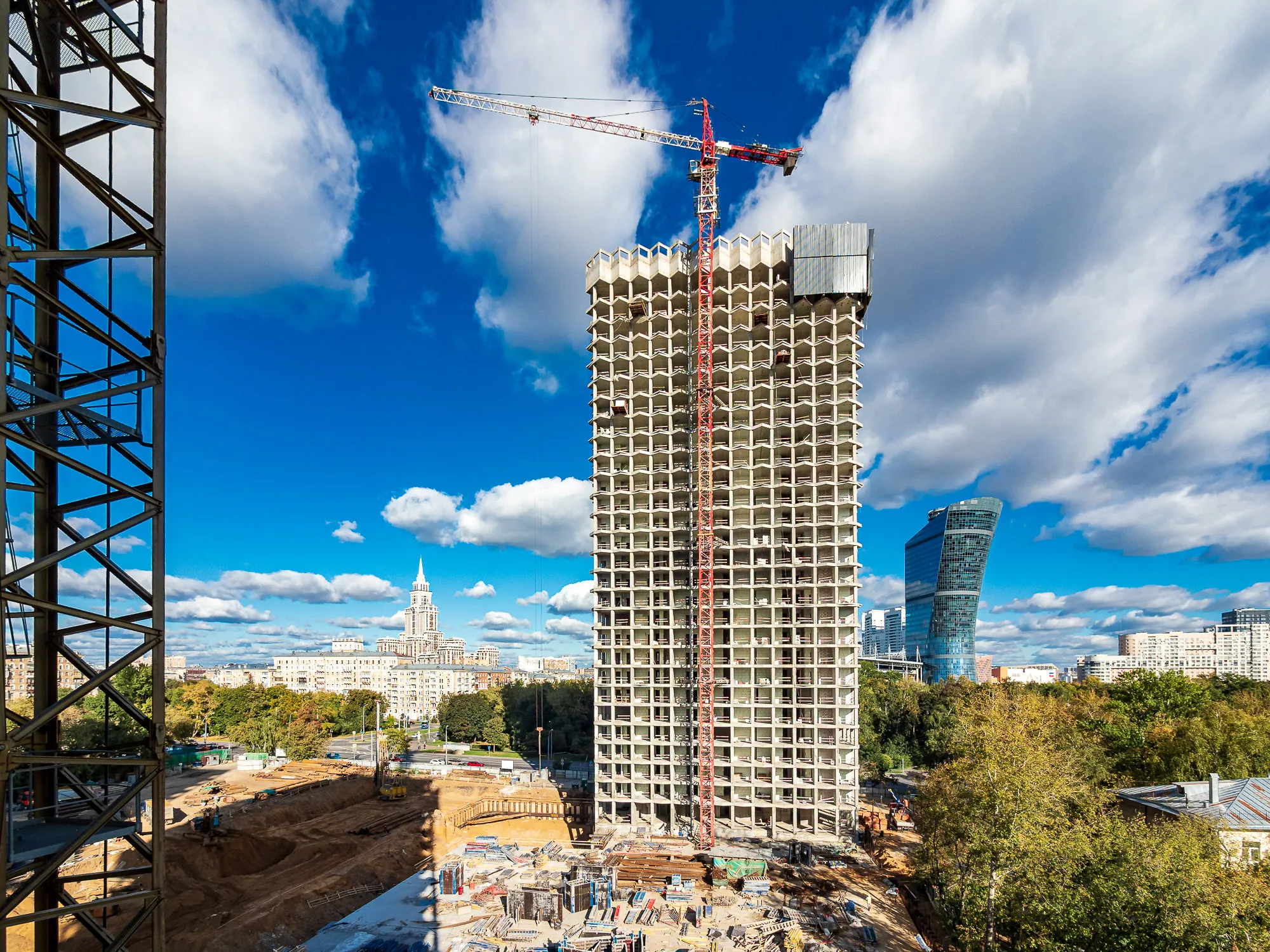 ЖК Инди Тауэрз ход строительства