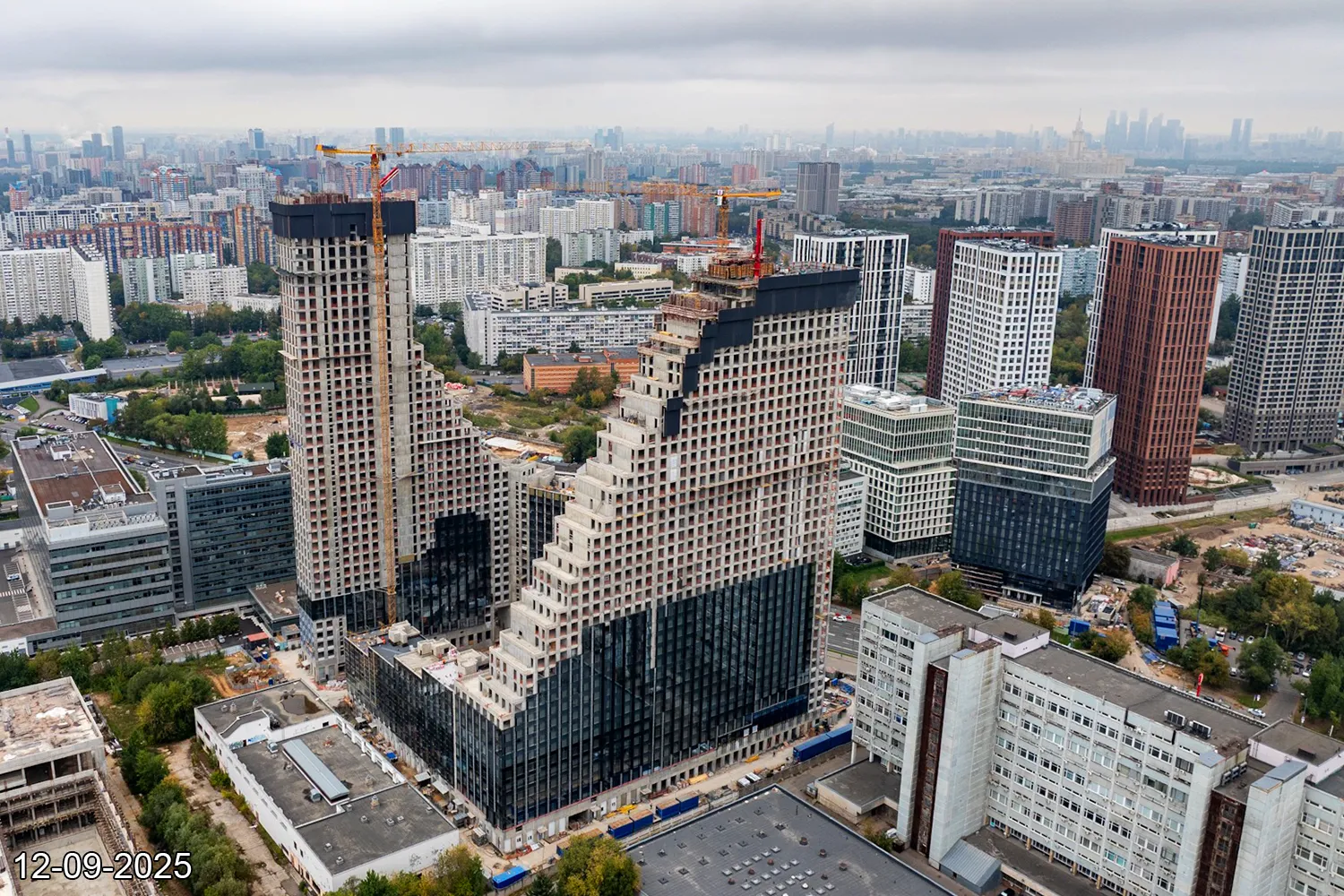 ЖК Обручева 30 ход строительства