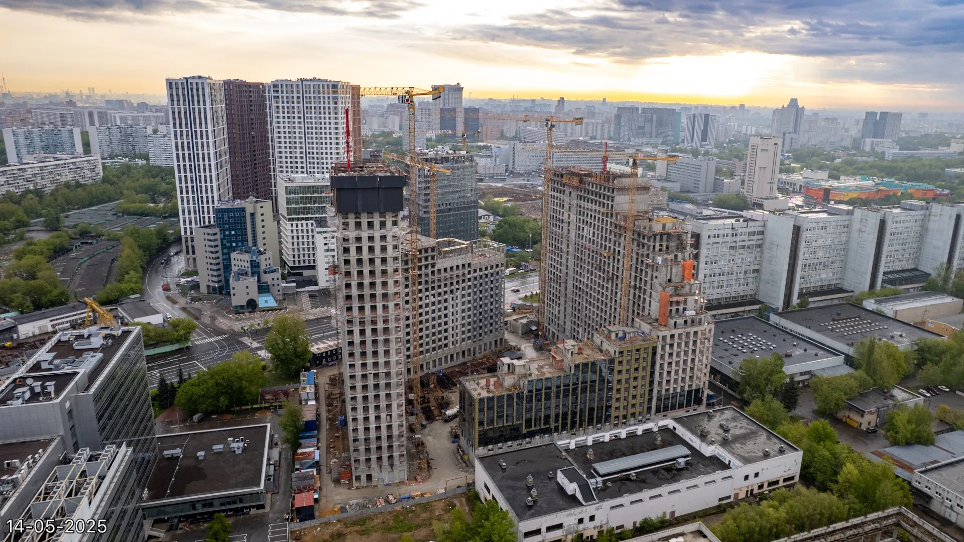 ЖК Обручева 30 ход строительства