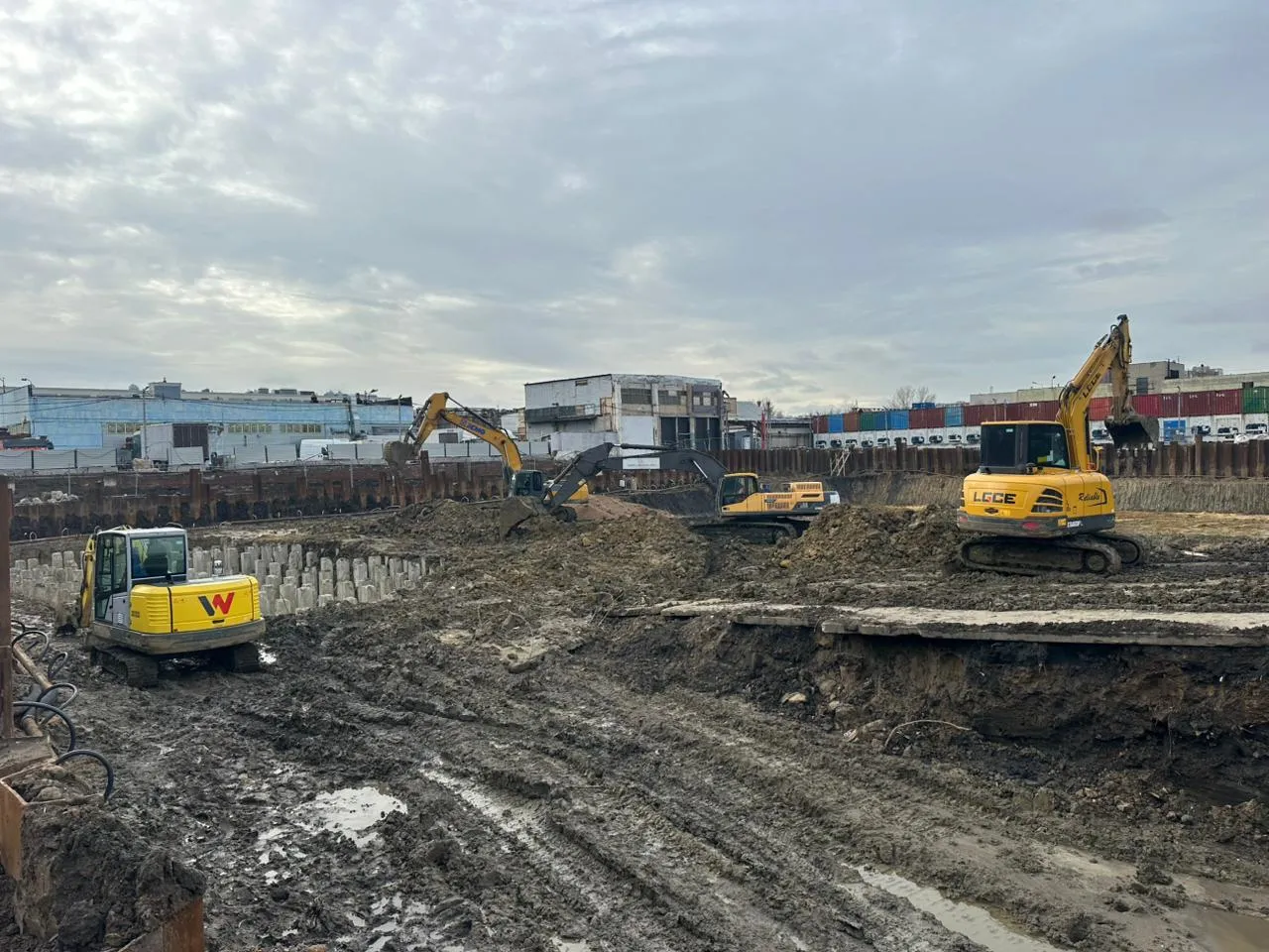 Акценты ход строительства