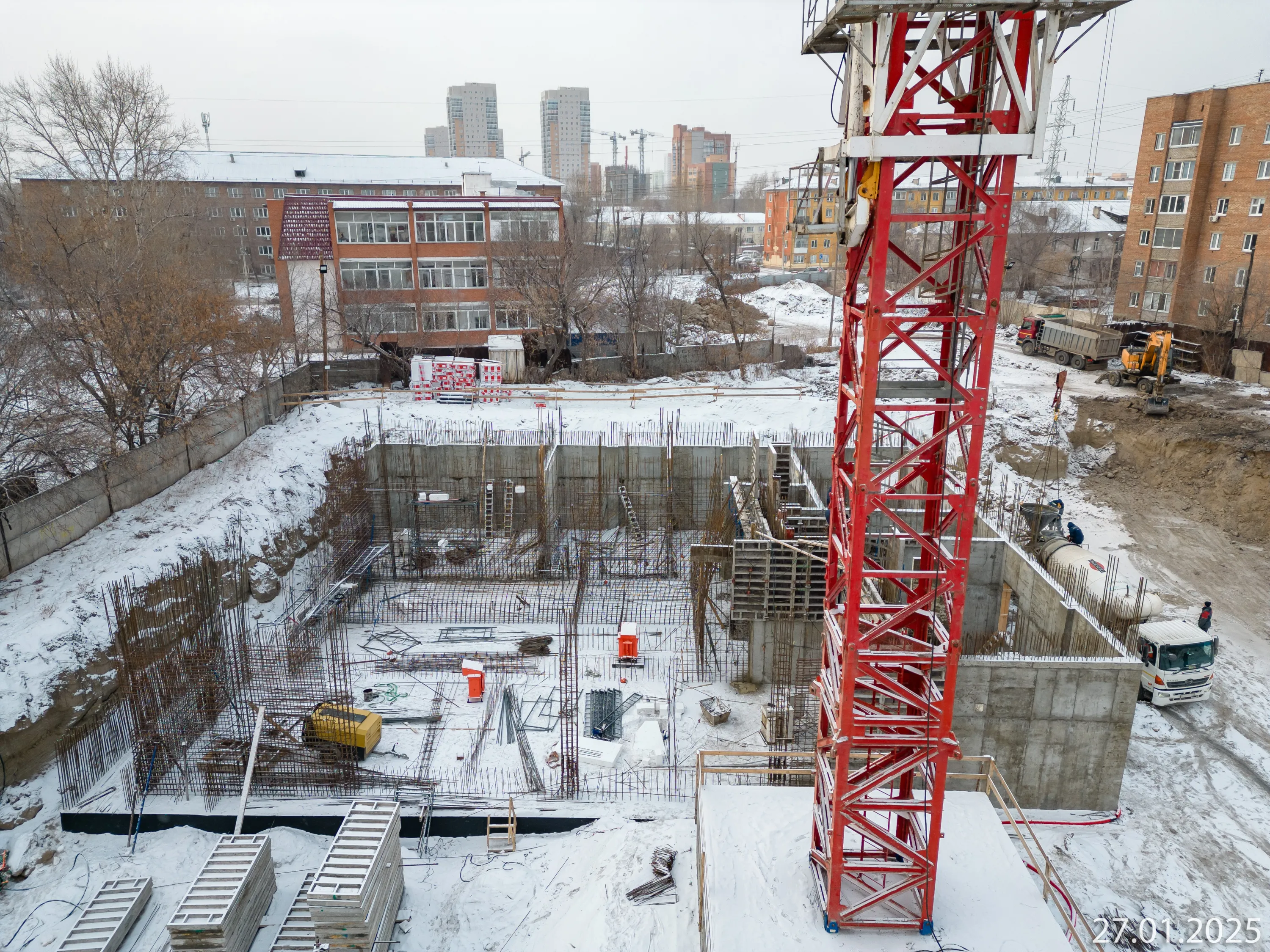 Фото ЖК Биография