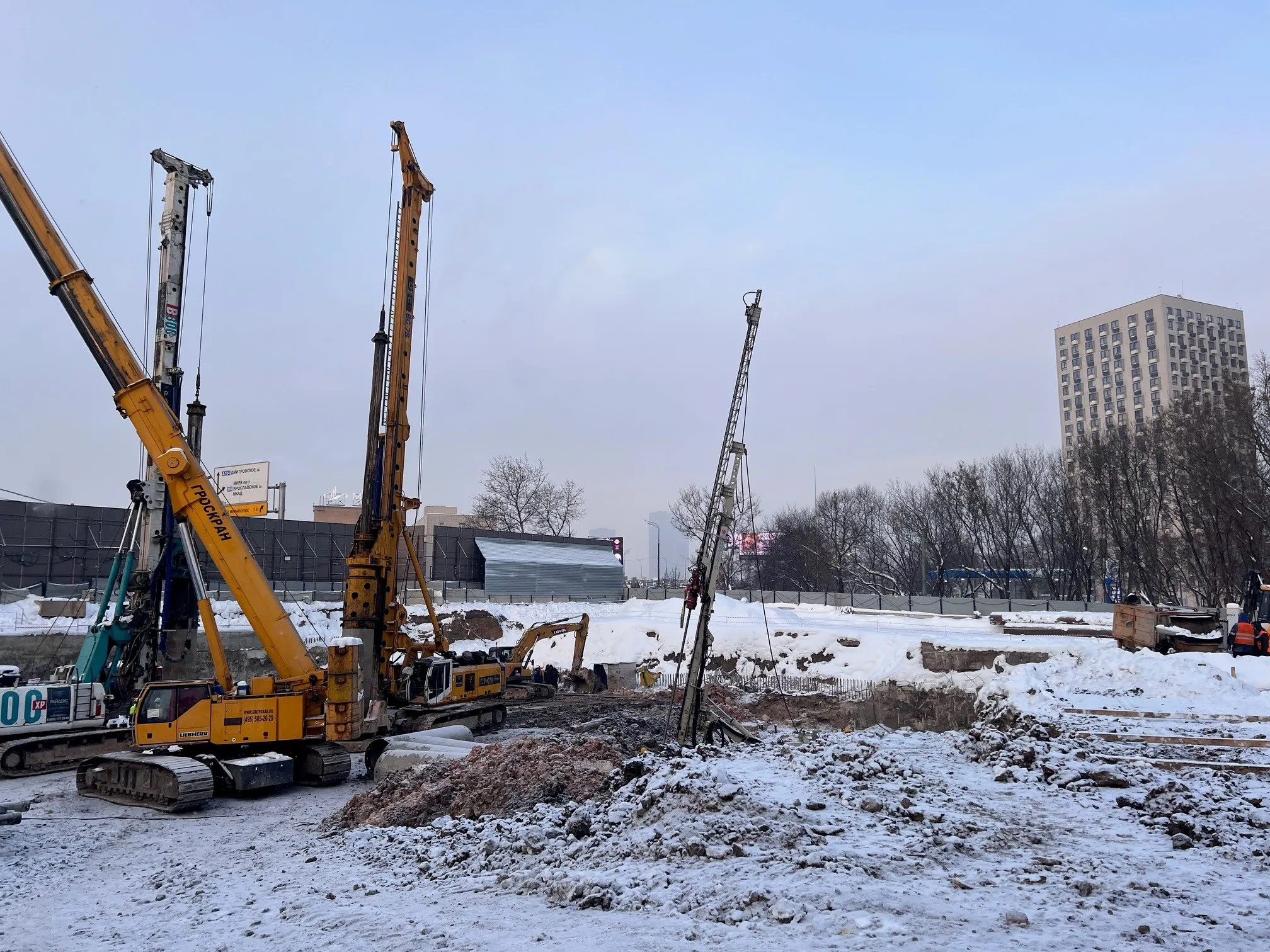 Солос ход строительства