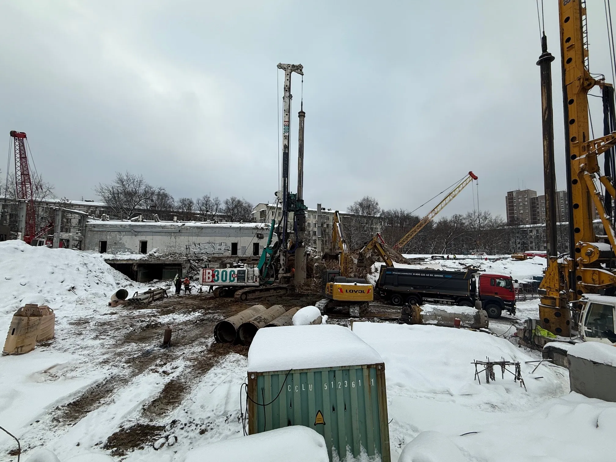 Солос ход строительства