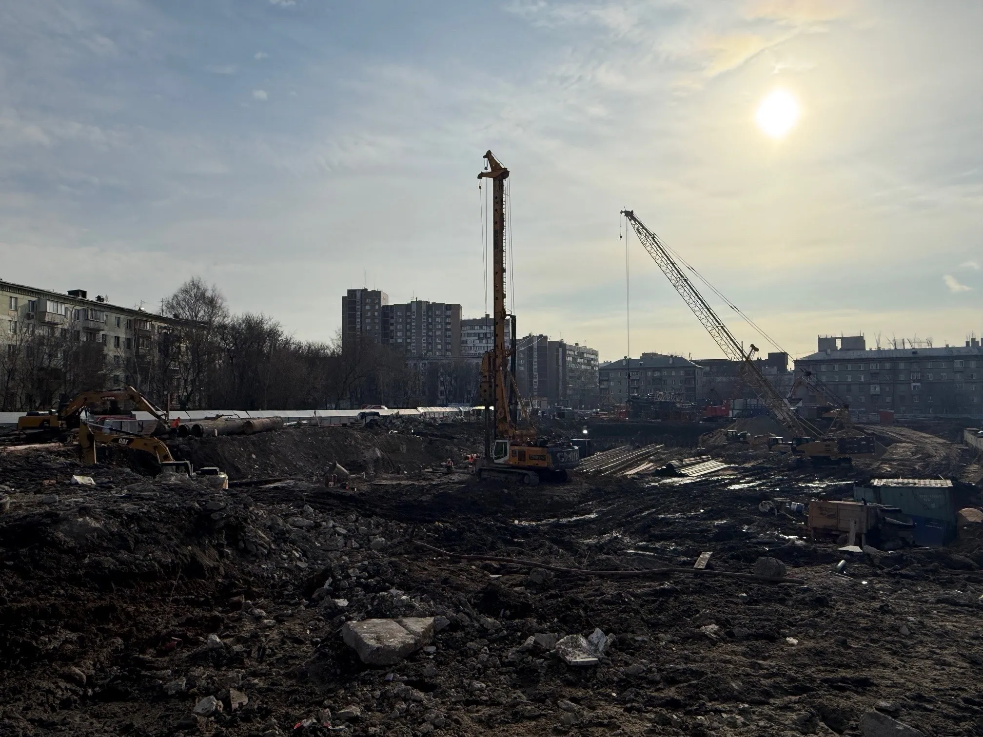 Солос ход строительства