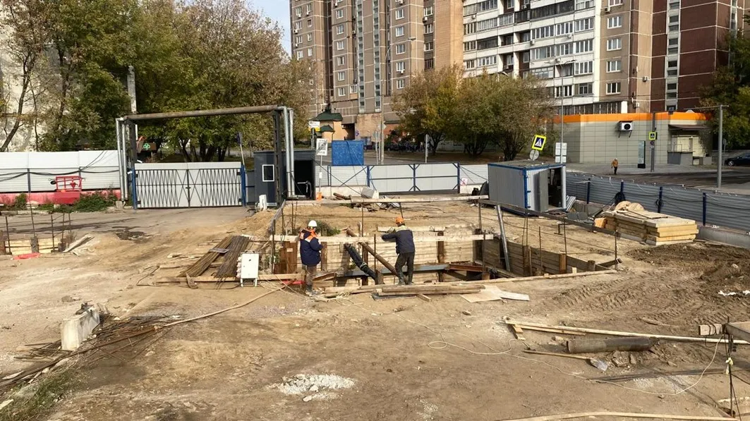 Солос ход строительства