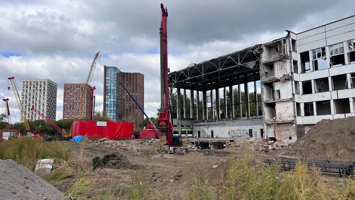 Солос ход строительства