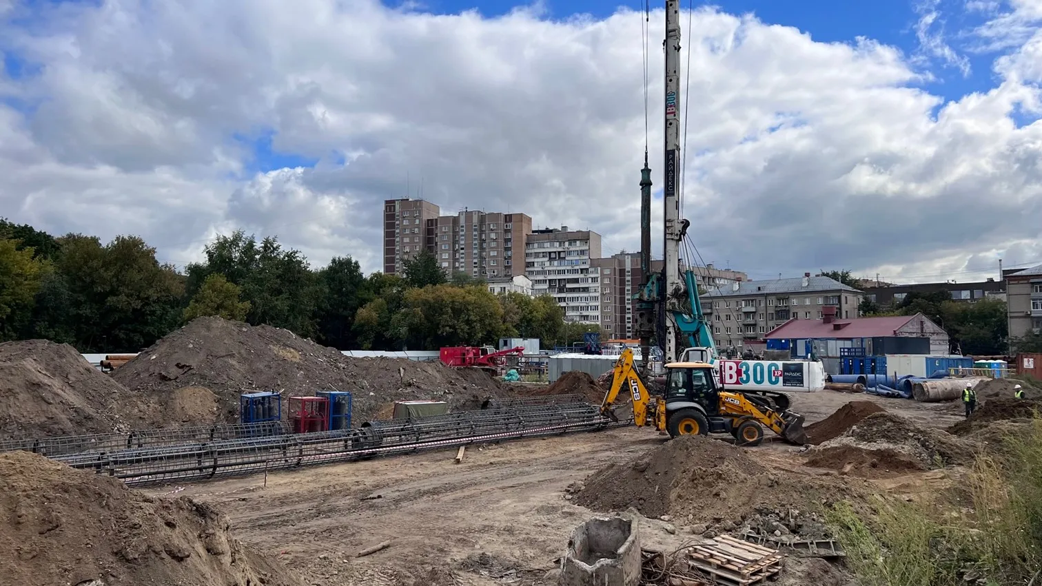 Солос ход строительства