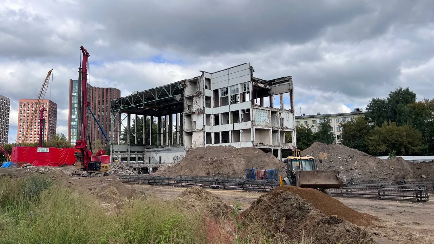 Солос ход строительства