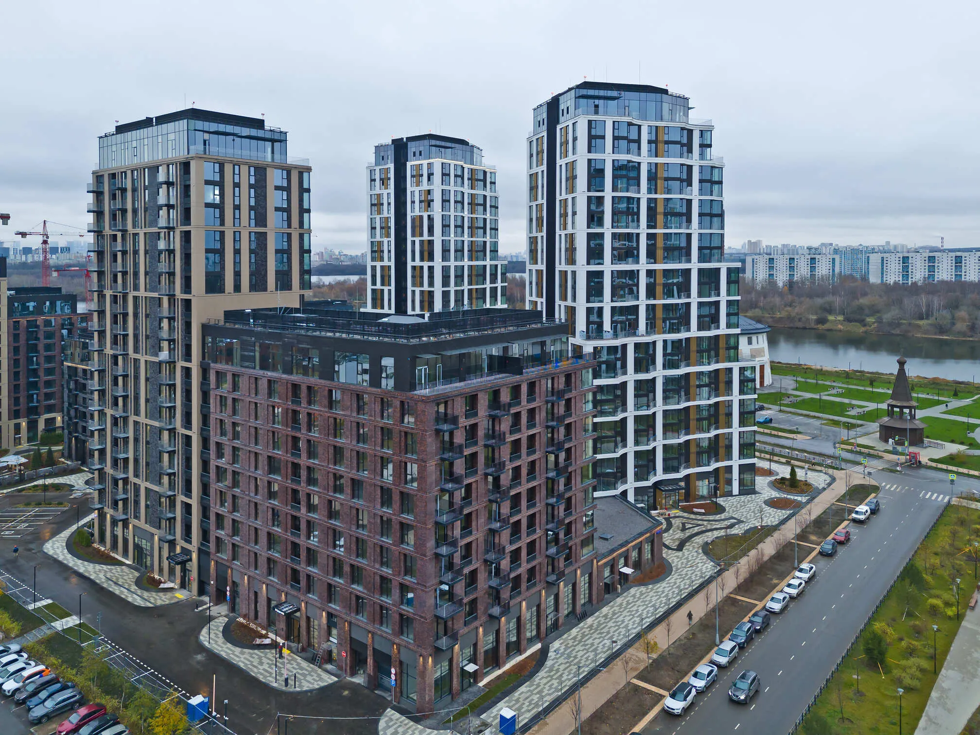 ЖК "Клубный город на реке Primavera" (Клубный город на реке Примавера) ход строительства