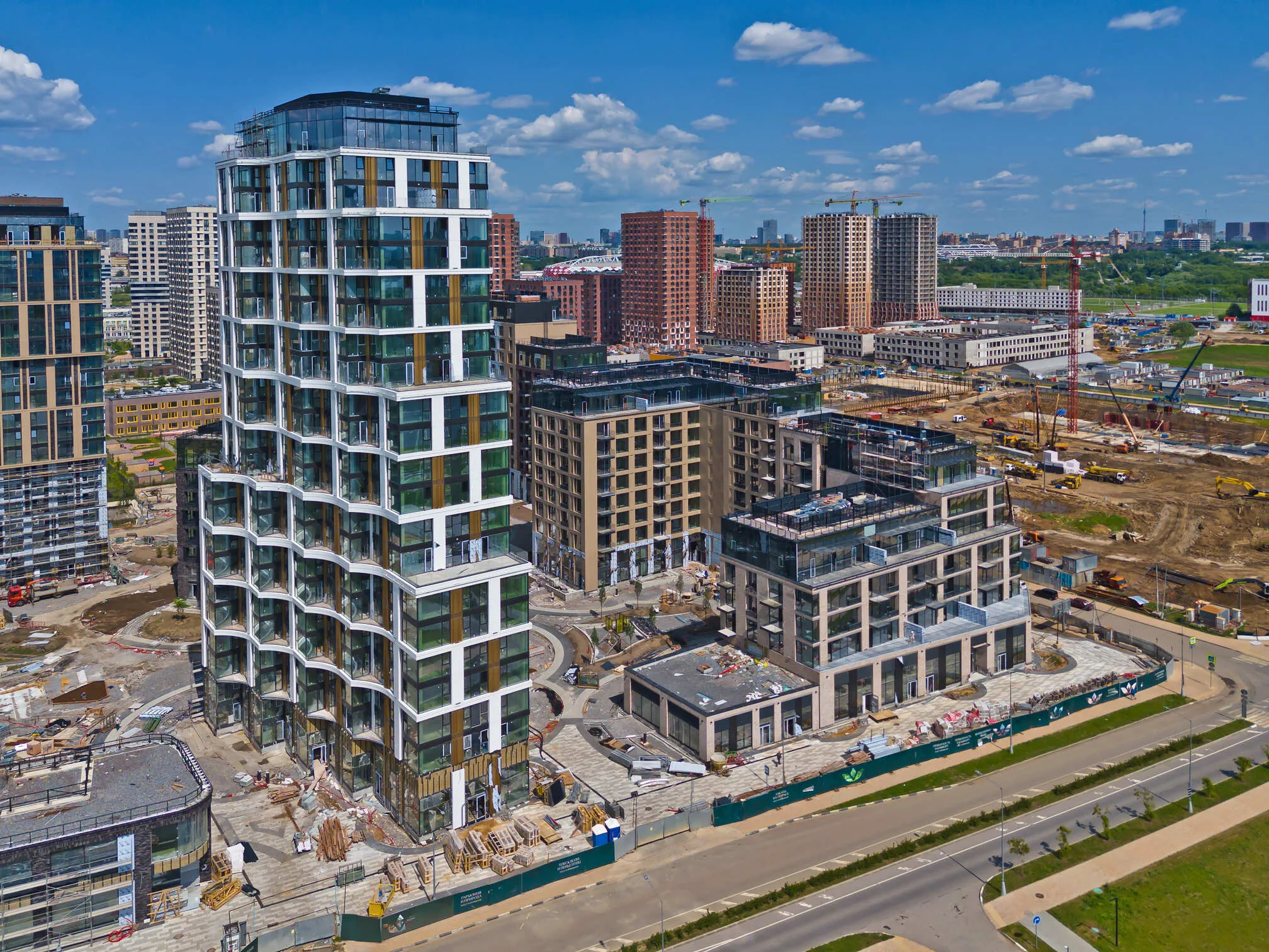 ЖК "Клубный город на реке Primavera" (Клубный город на реке Примавера) ход строительства