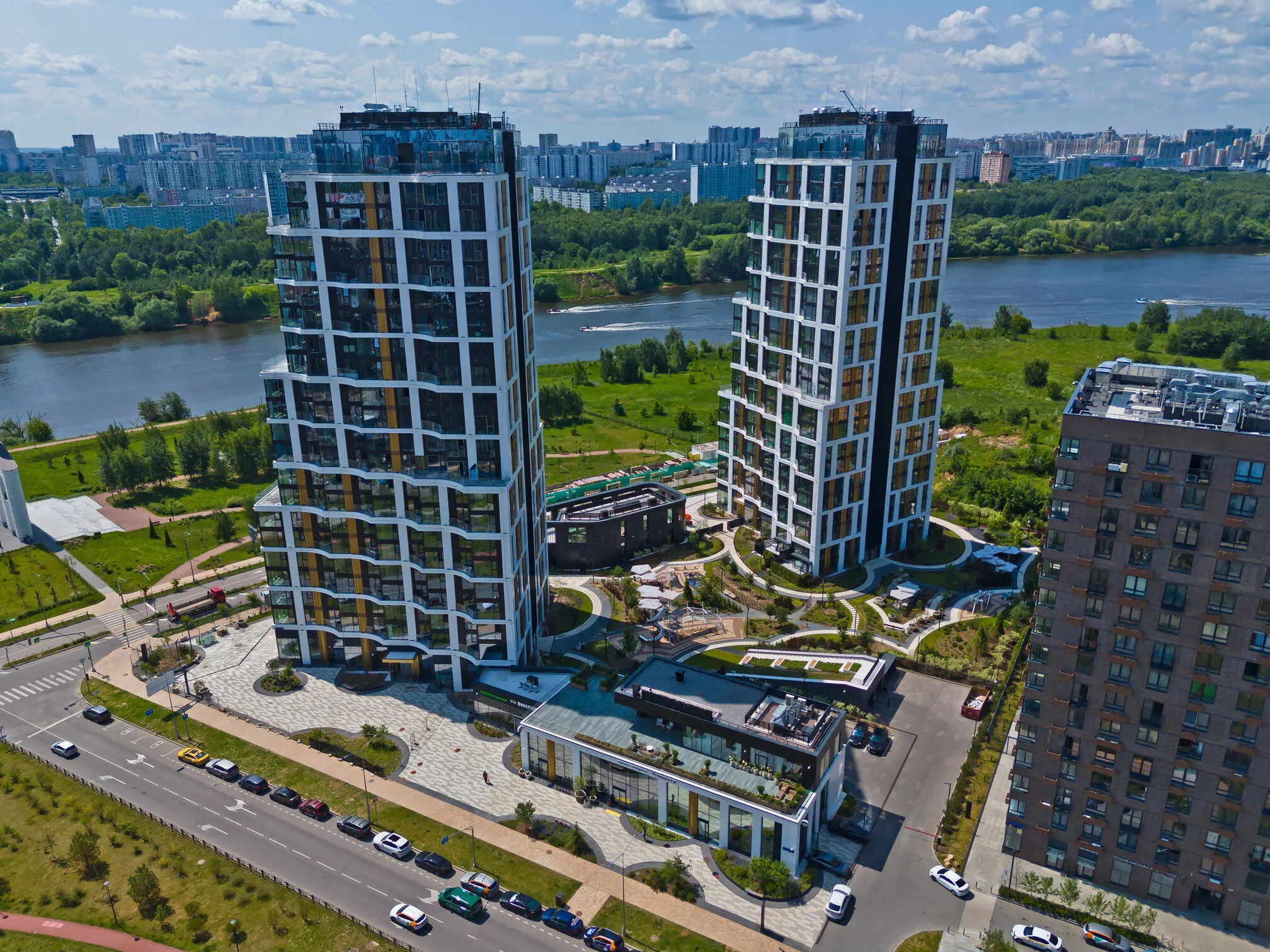 ЖК "Клубный город на реке Primavera" (Клубный город на реке Примавера) ход строительства