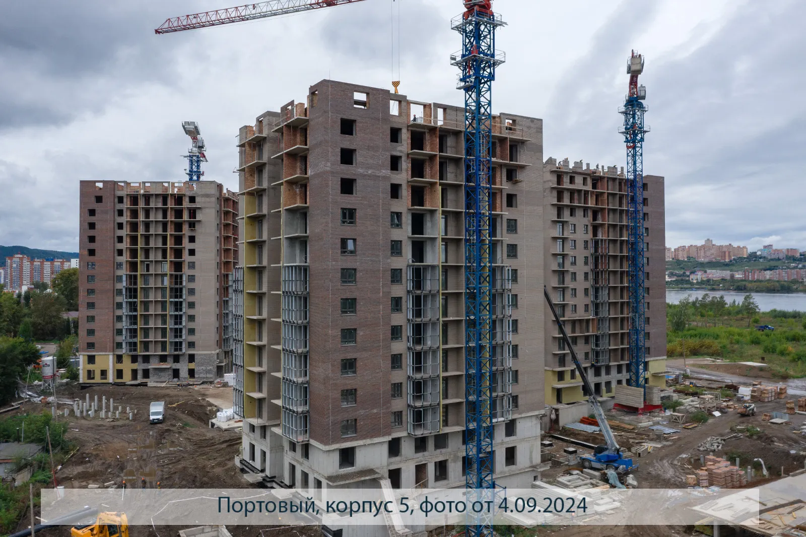 Фото ЖК ПОРТОВЫЙ
