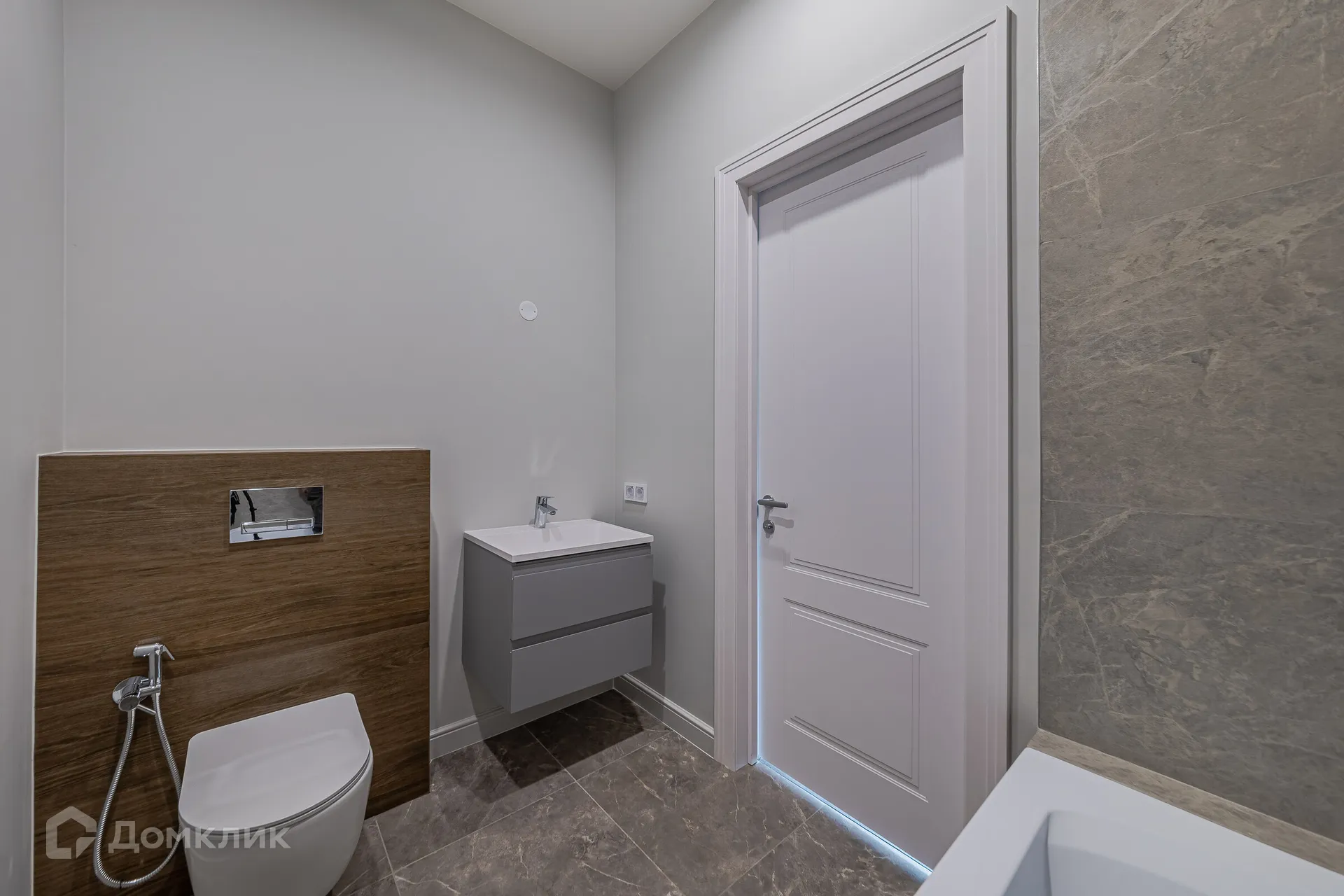 Планировка 3-комнатной квартиры 83.7 м² в ЖК Champine (Шампайн), г. Москва — фото 13