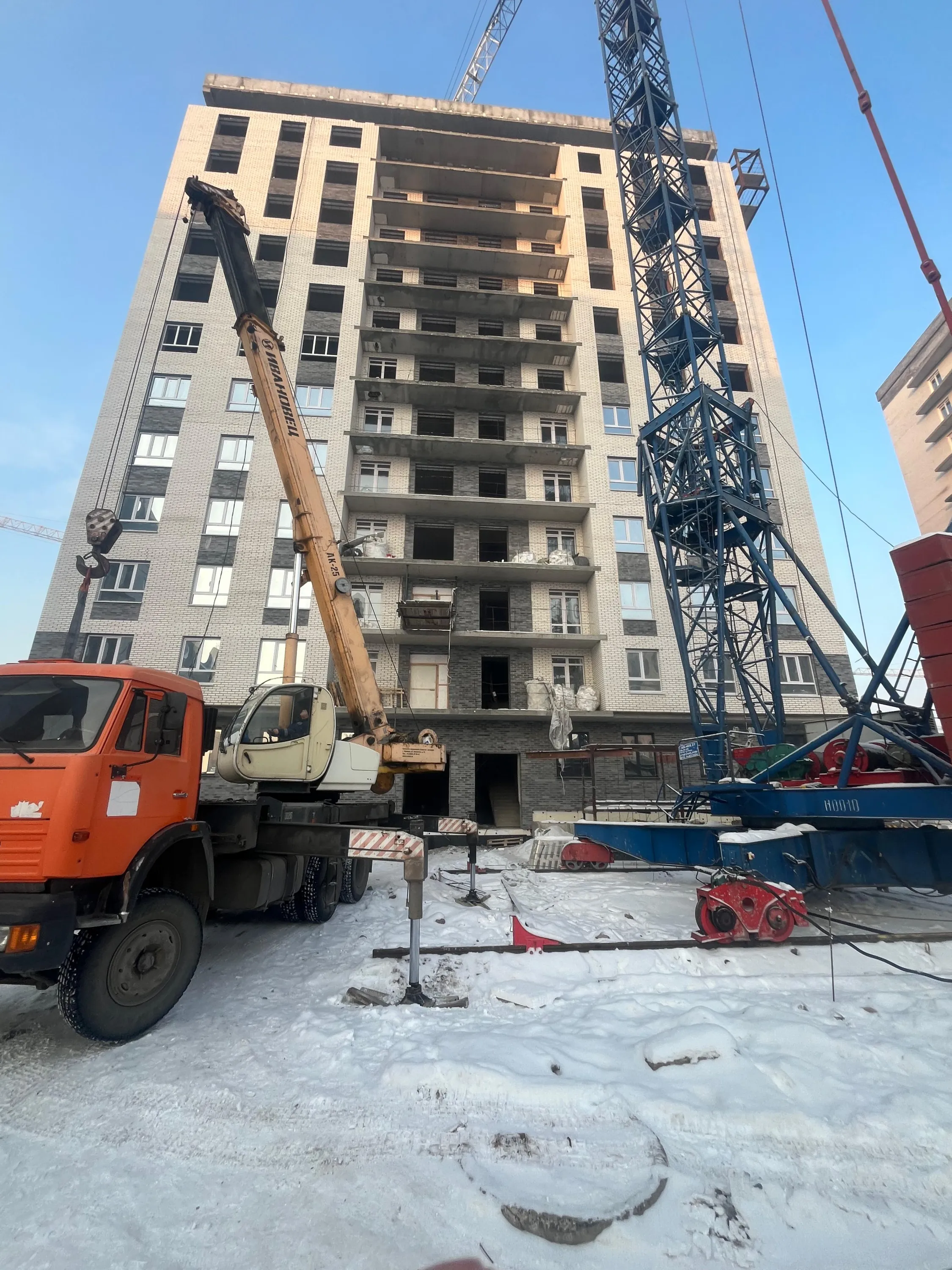 ЖК Кватро ход строительства