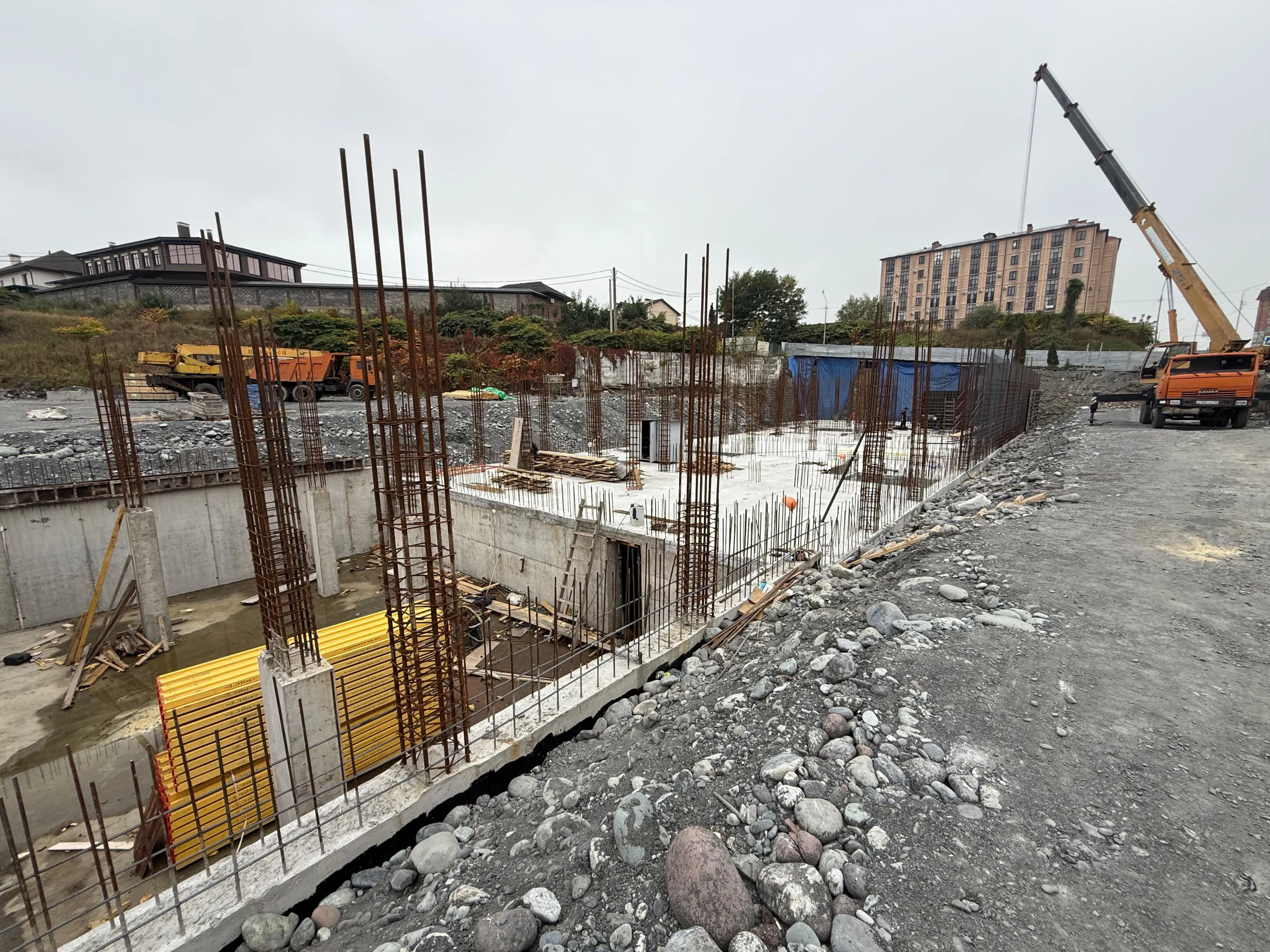 Первомайский ход строительства