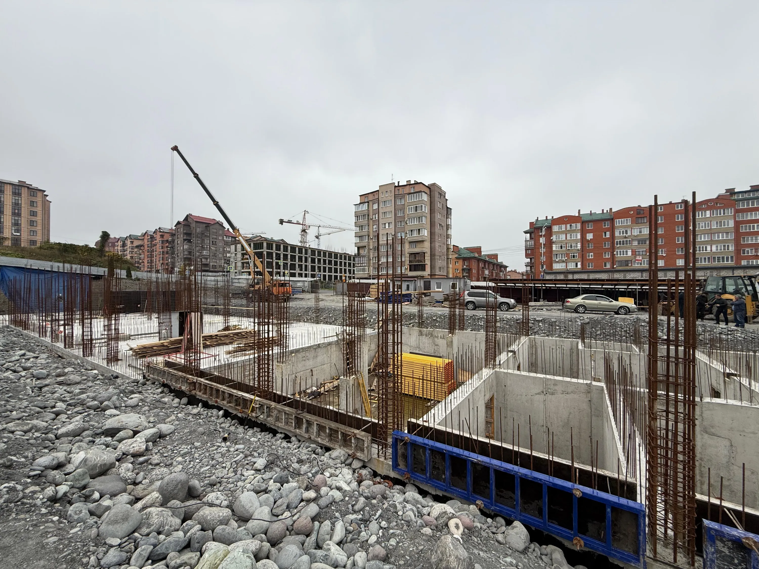 Первомайский ход строительства