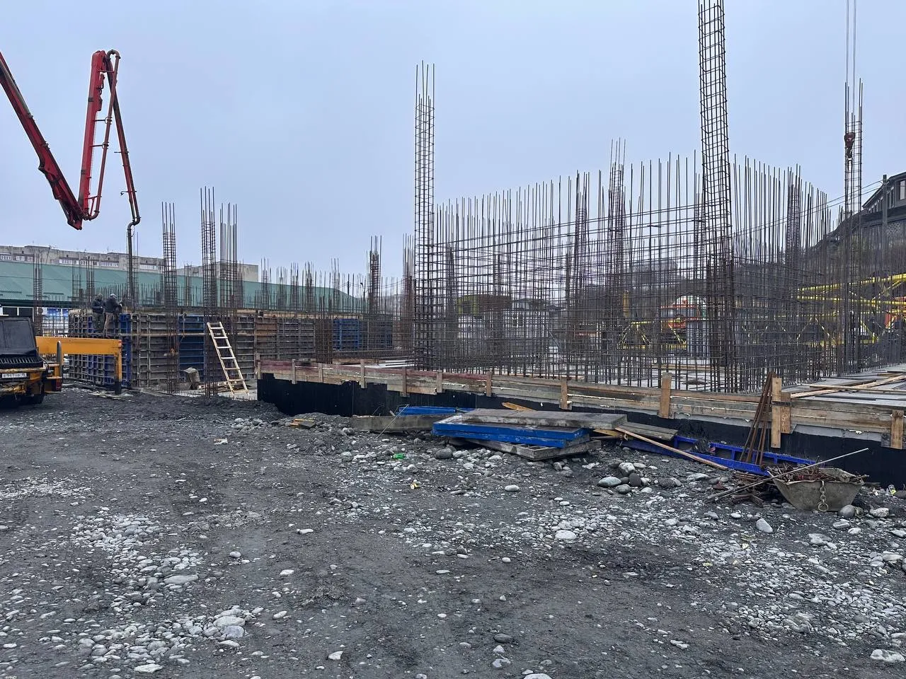 Первомайский ход строительства