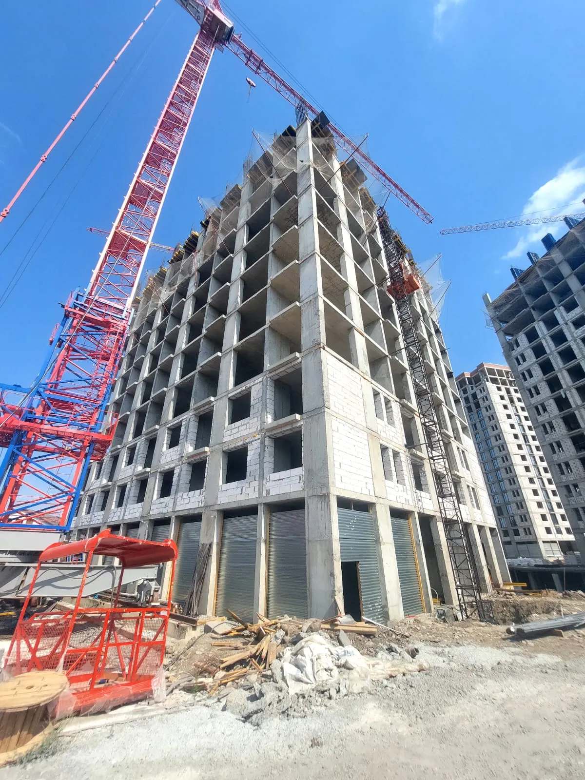 Произведение ход строительства