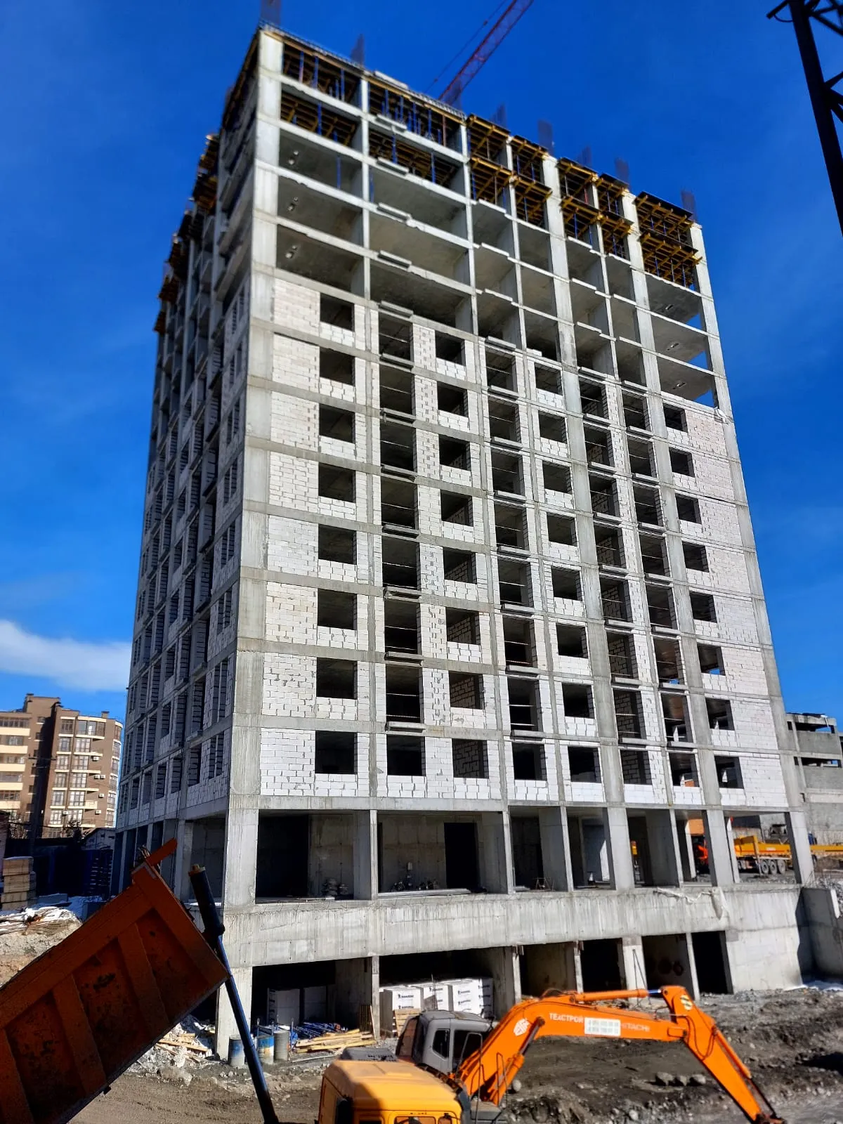 Произведение ход строительства