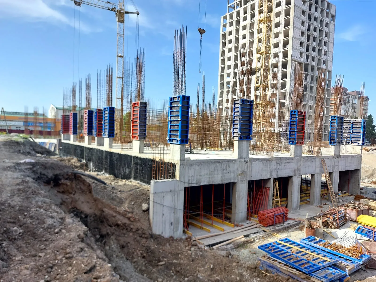 Произведение ход строительства