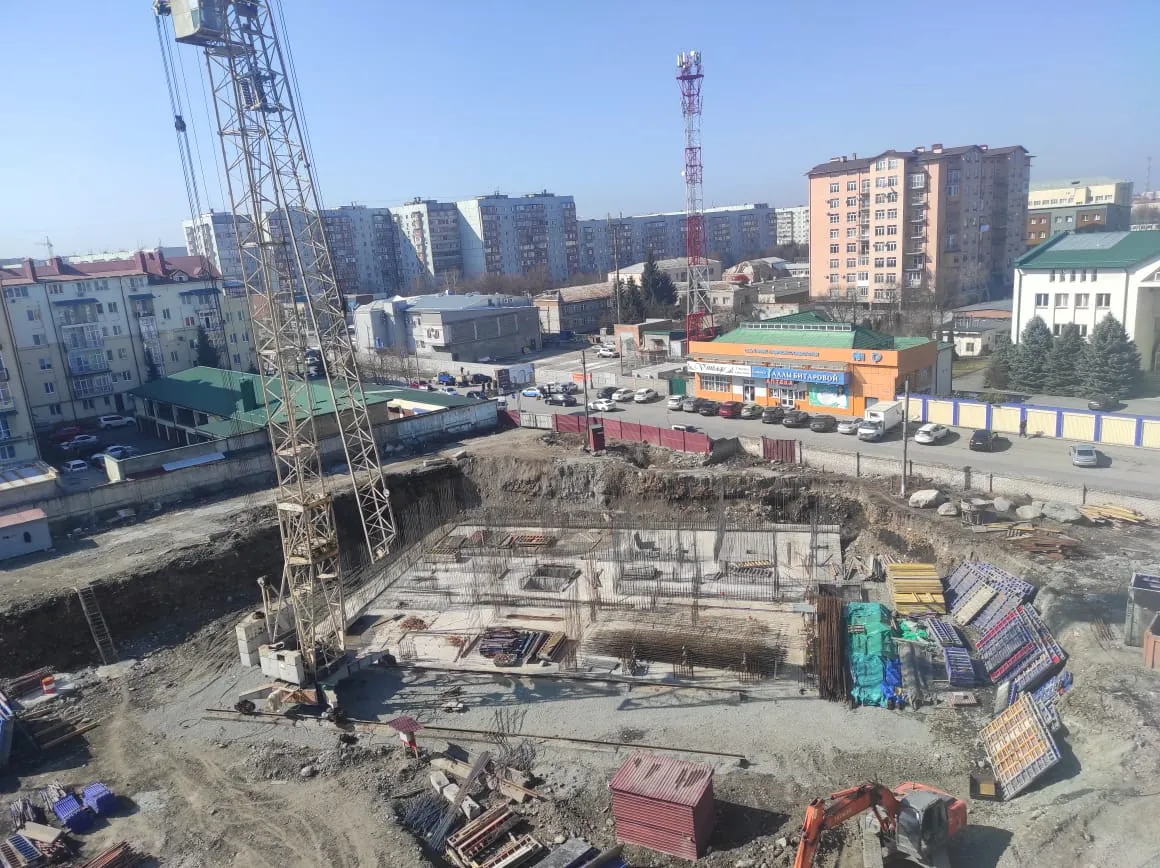 Произведение ход строительства