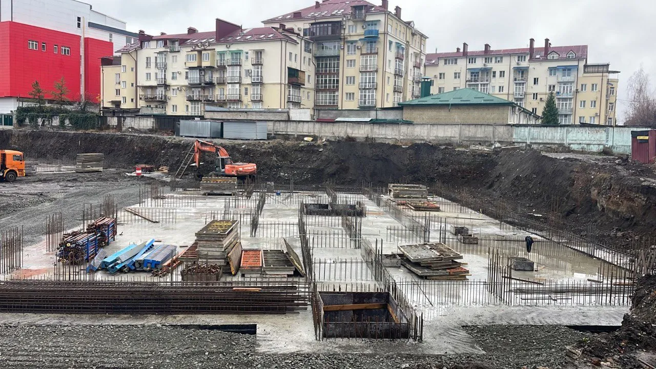 Произведение ход строительства