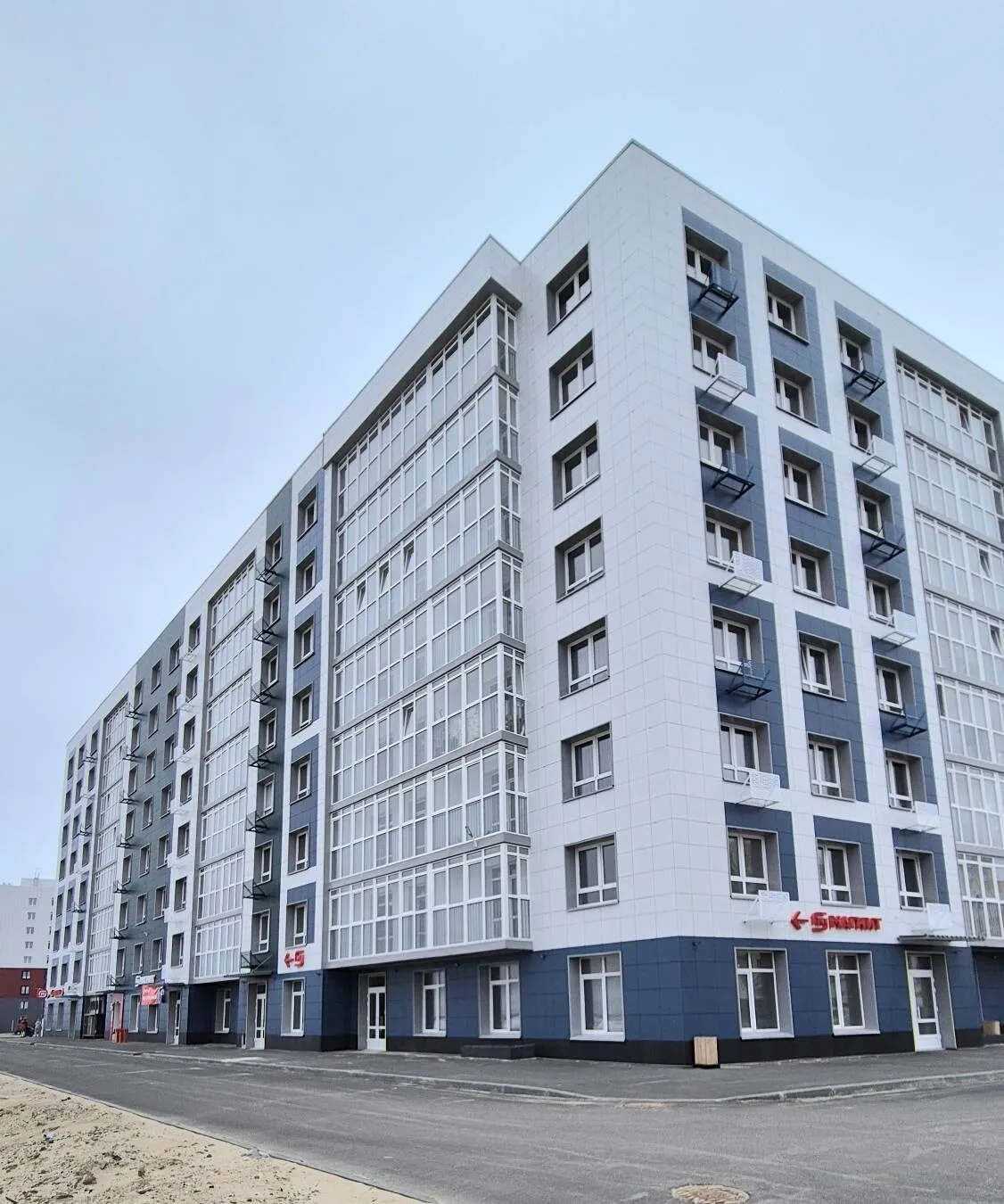 Планировка 2-комнатной квартиры 71.7 м² в ЖК Дом по ул Самаровская, г. Ханты-Мансийск — фото 4