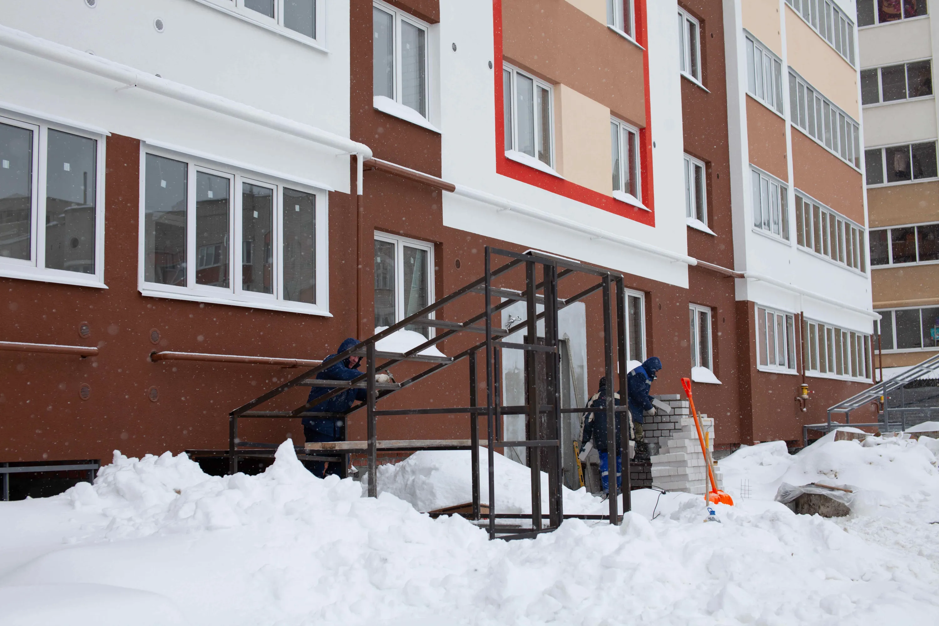 Стрижи ход строительства