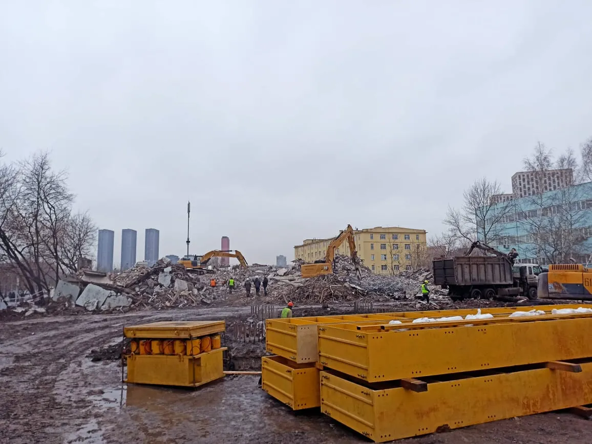 Фото ЖК "Upside Towers (Апсайд Тауэрс)"