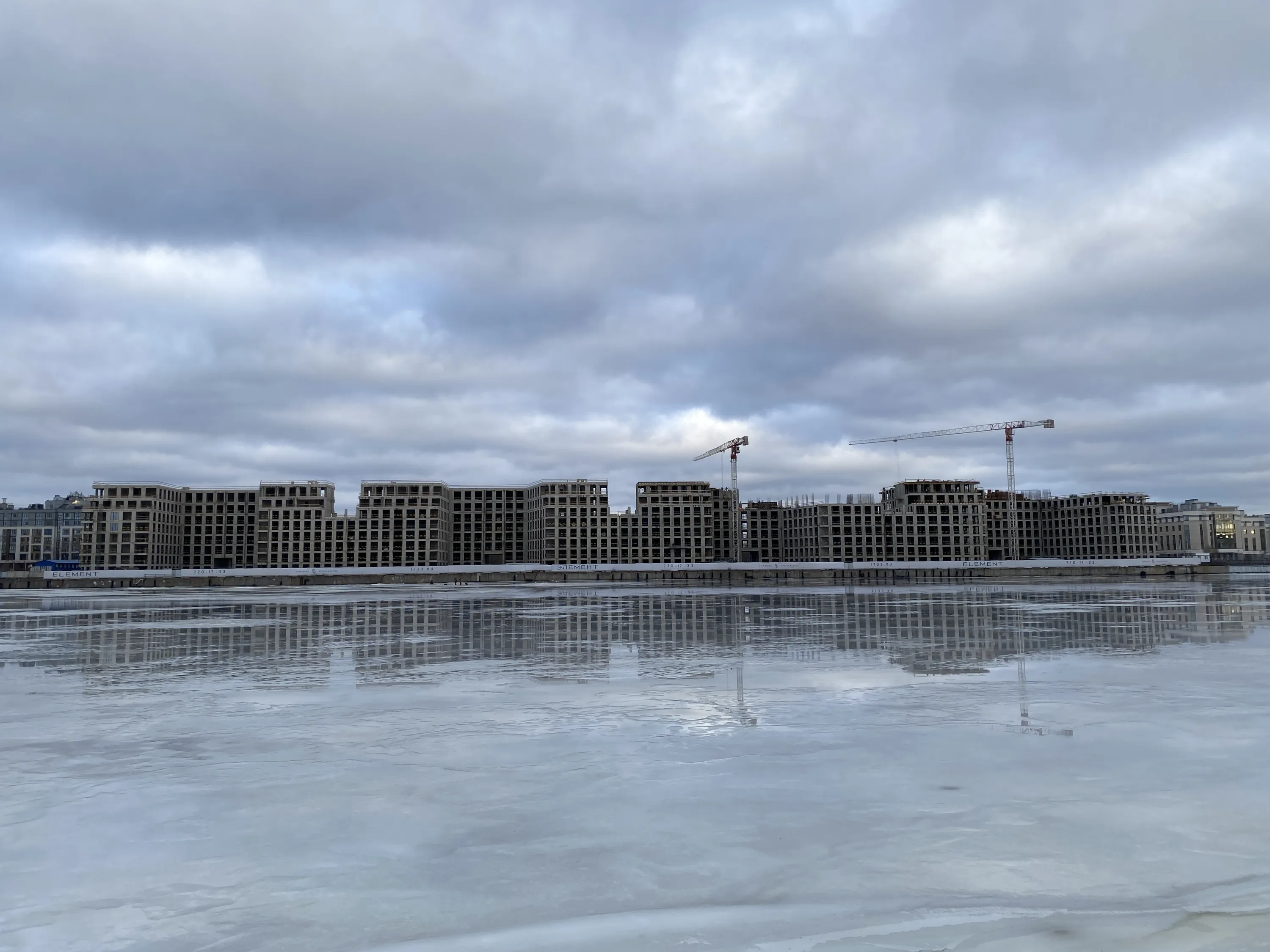 ЖК 17/33 Петровский остров ход строительства