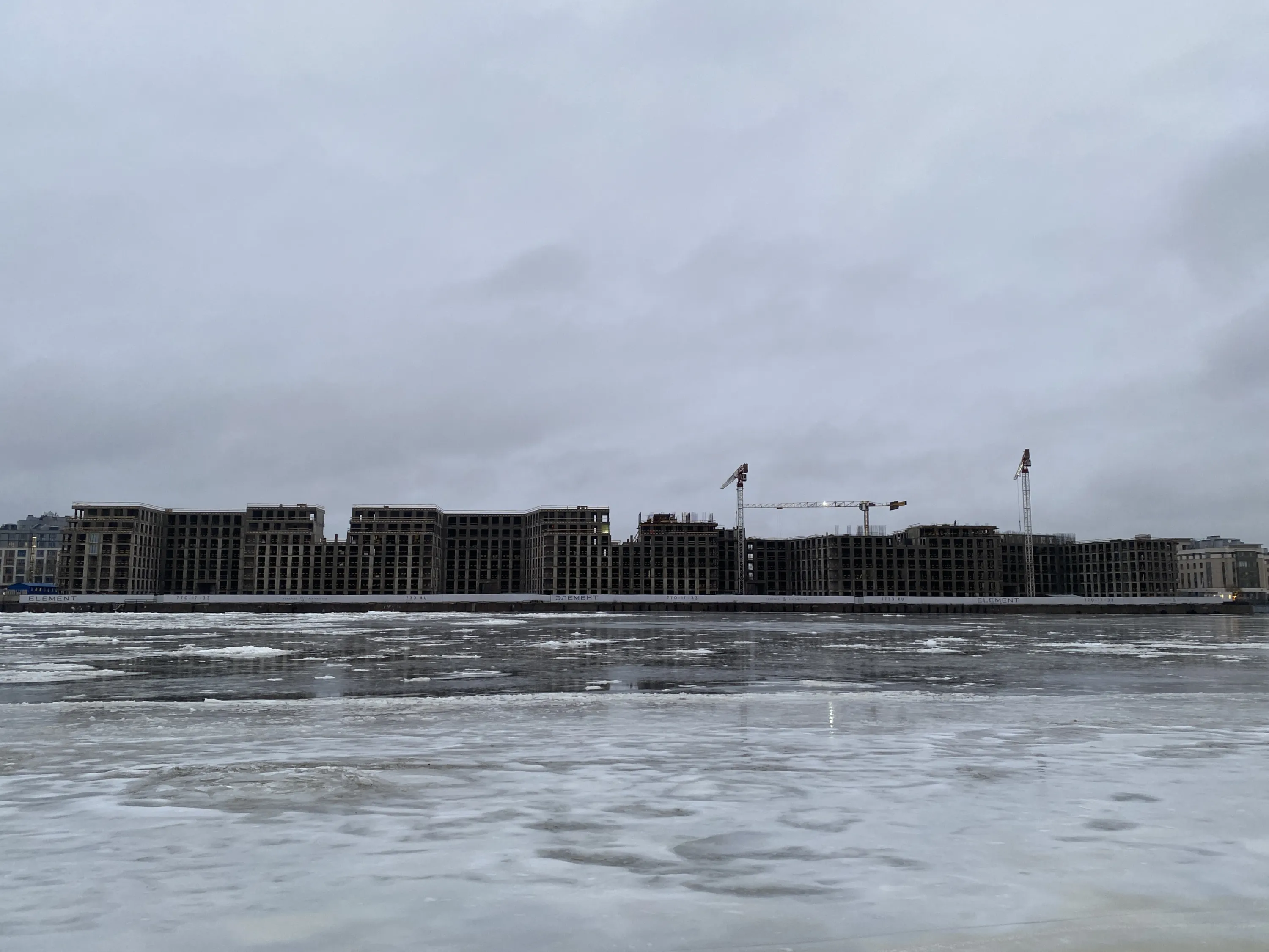 ЖК 17/33 Петровский остров ход строительства