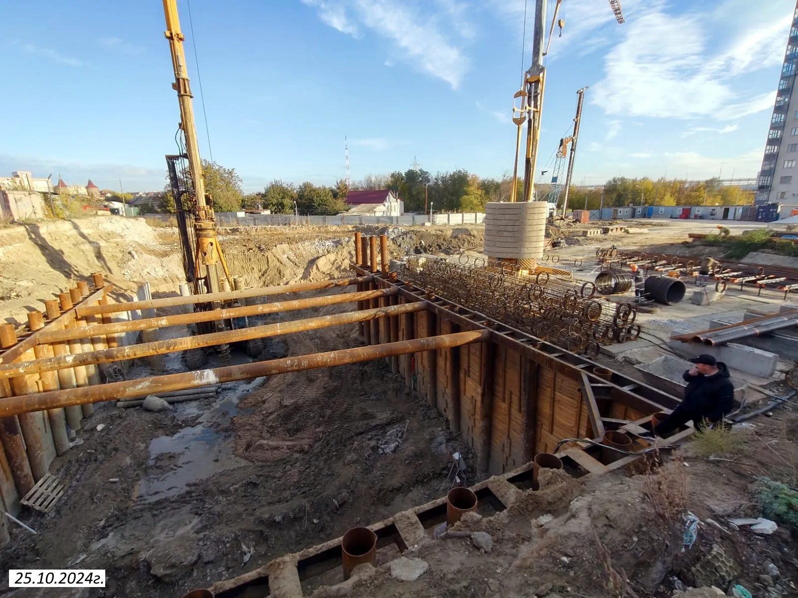 ЖК в 104 мкр. Центрального района гор. Волгограда ход строительства