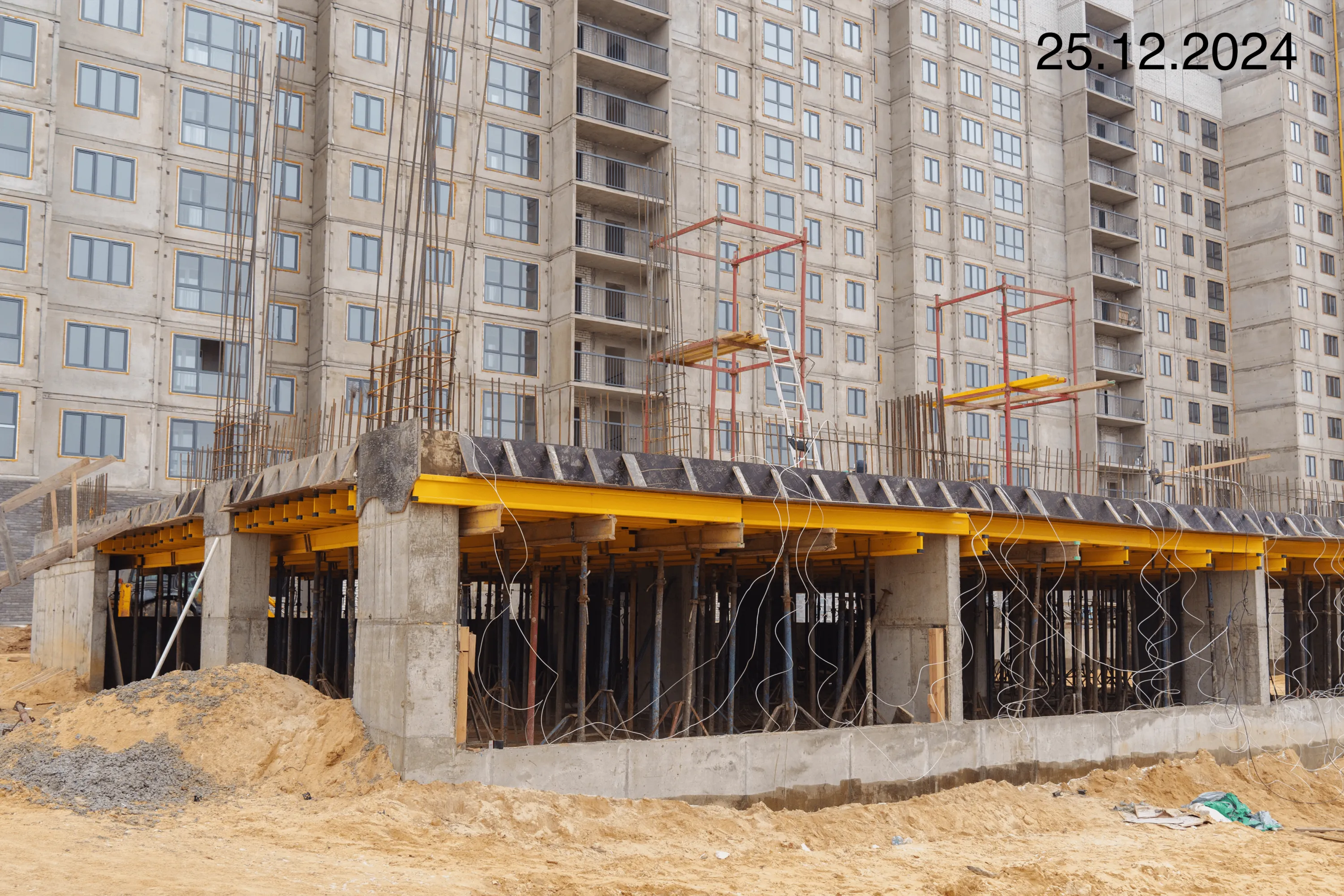 ЖК "ИНСТЕП. КРАСНОЗНАМЕННАЯ" ход строительства