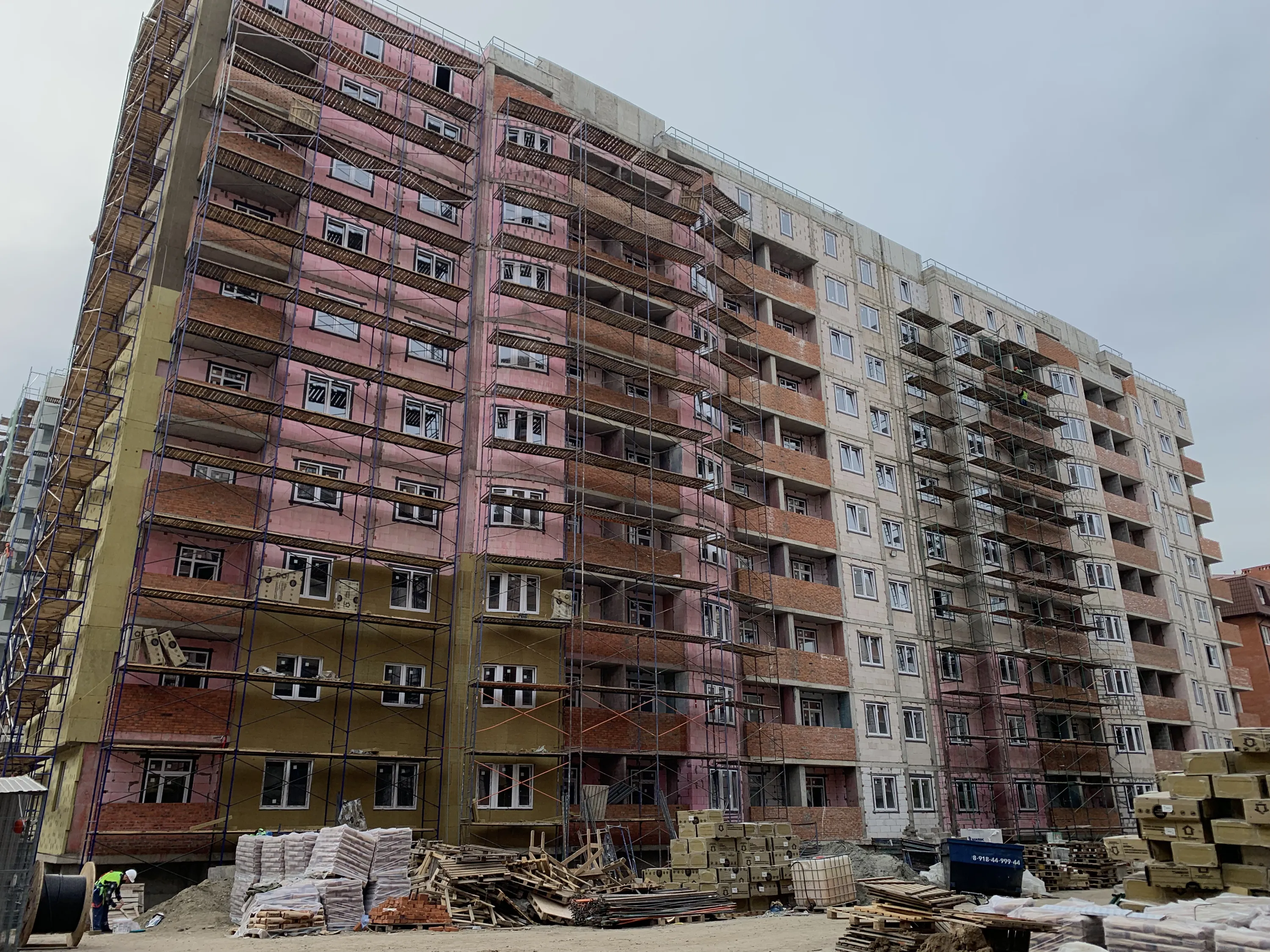 Опера ход строительства