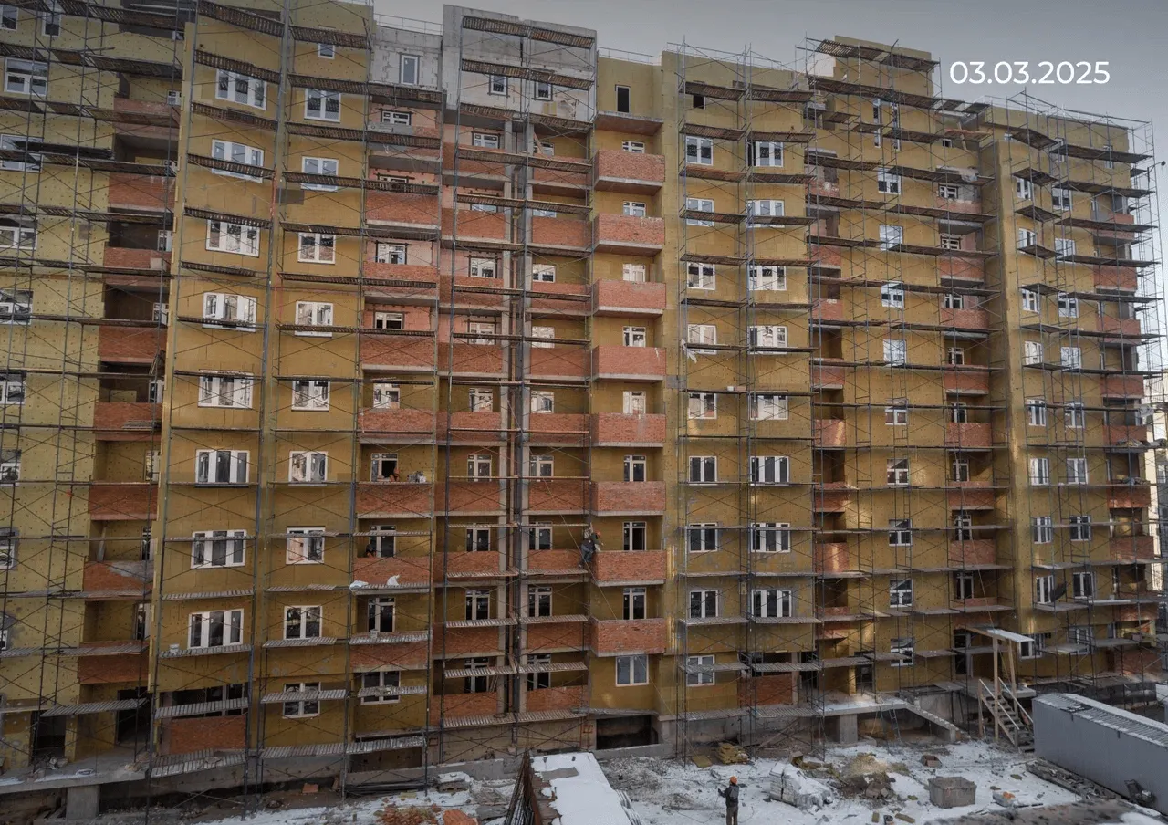 Опера ход строительства
