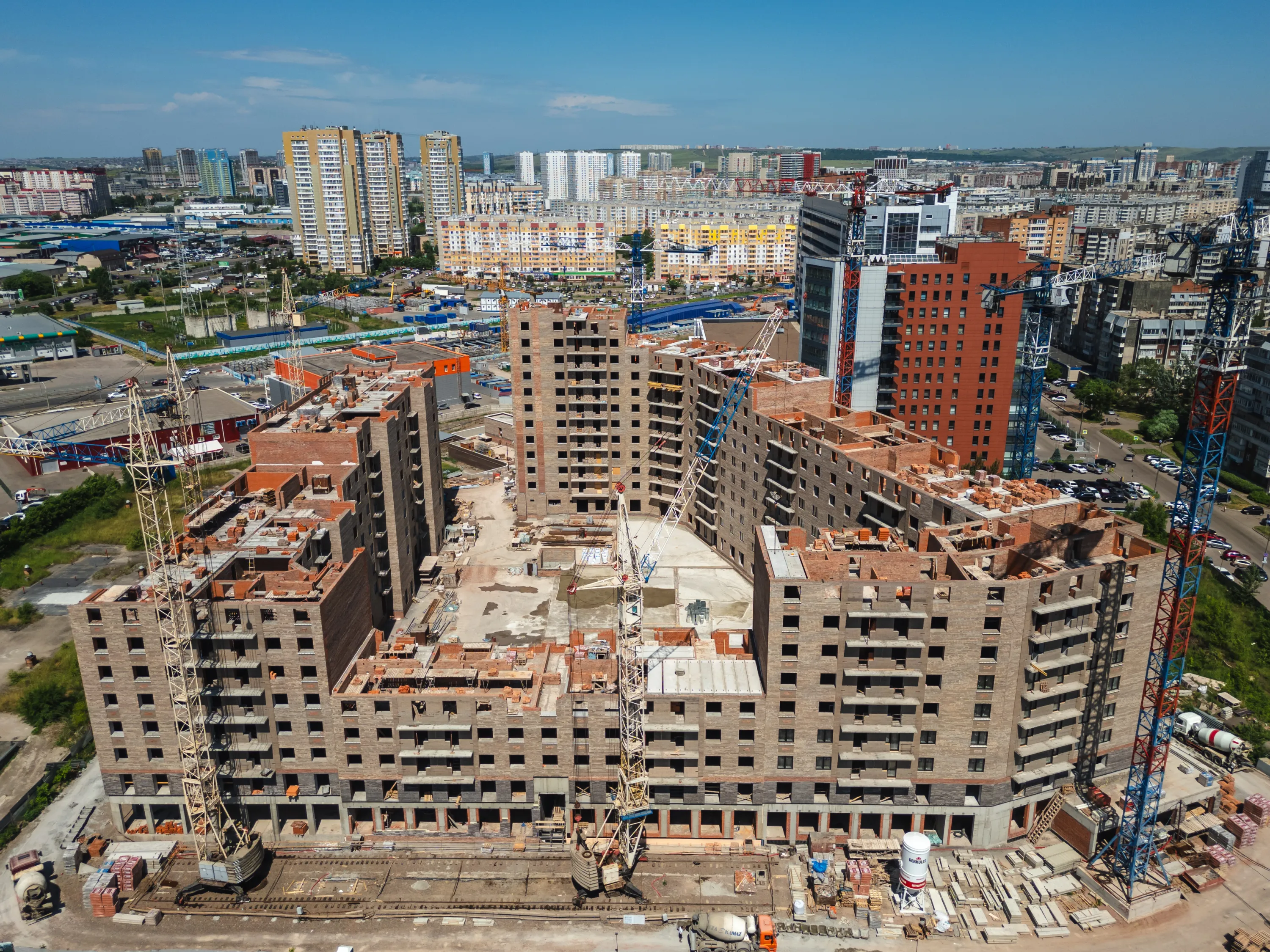 ЖК Сити-квартал на Взлетной ход строительства