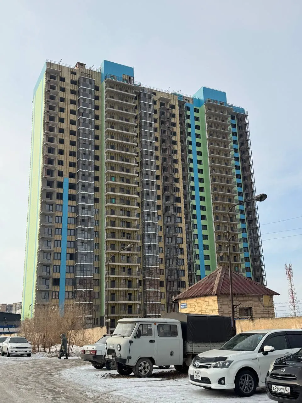 Зелёная высотка на Калинина ход строительства