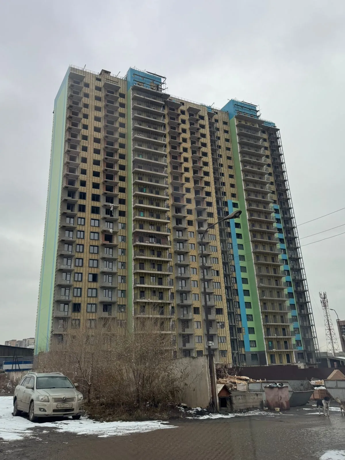 Зелёная высотка на Калинина ход строительства