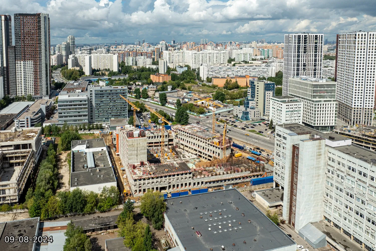Фото ЖК Обручева 30