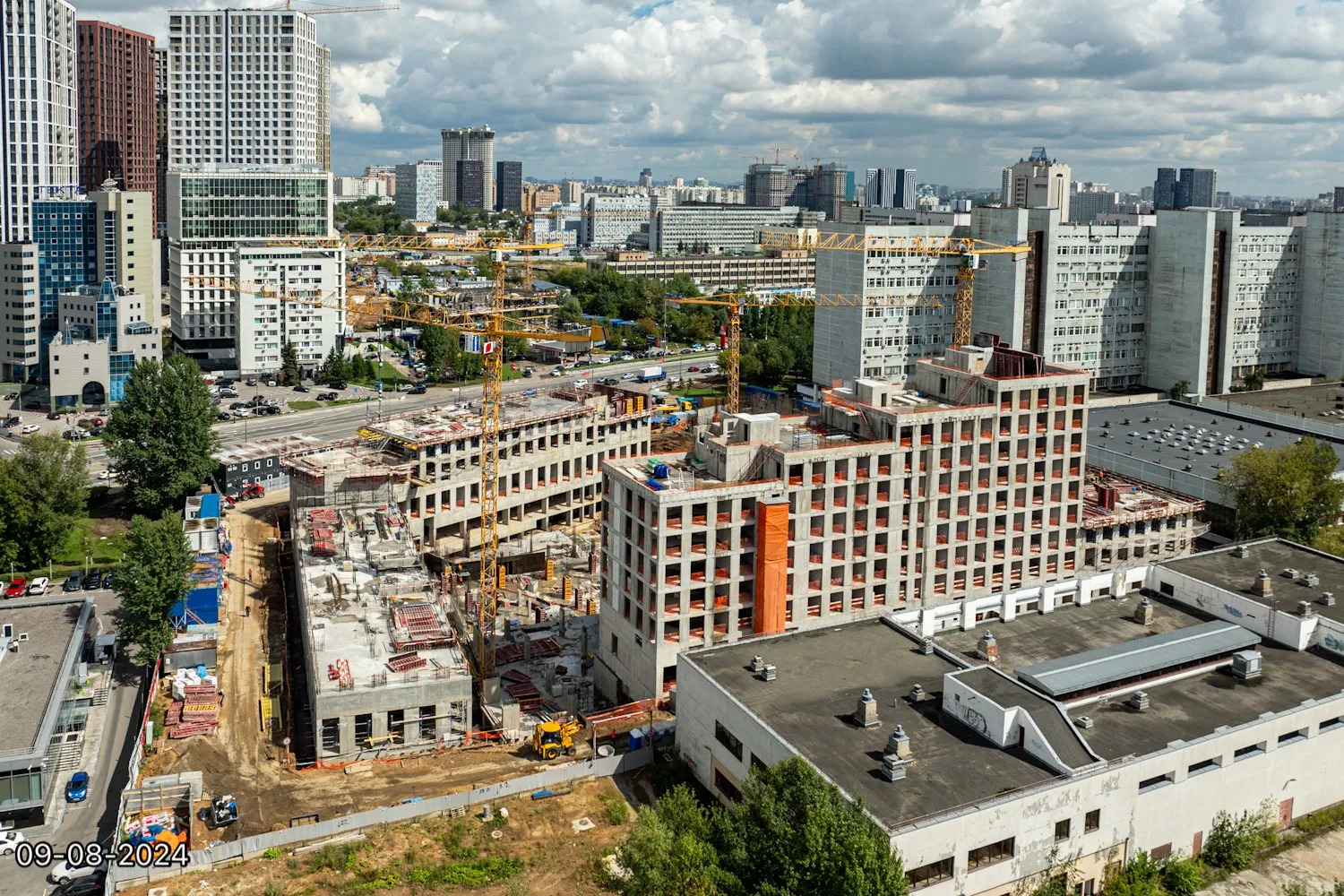 Фото ЖК Обручева 30