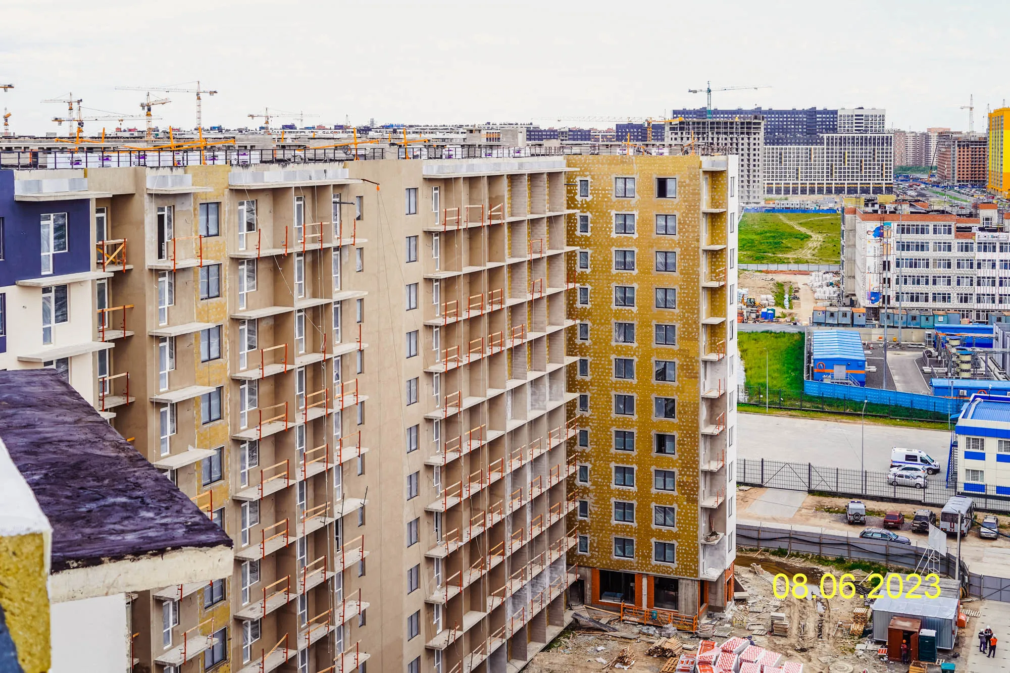 Фото ЖК "Полис ЛАВрики"