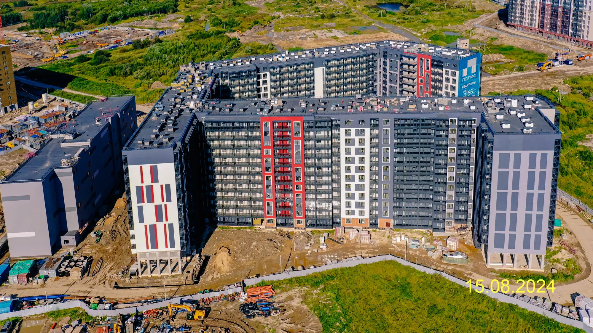 Фото ЖК "Полис ЛАВрики"