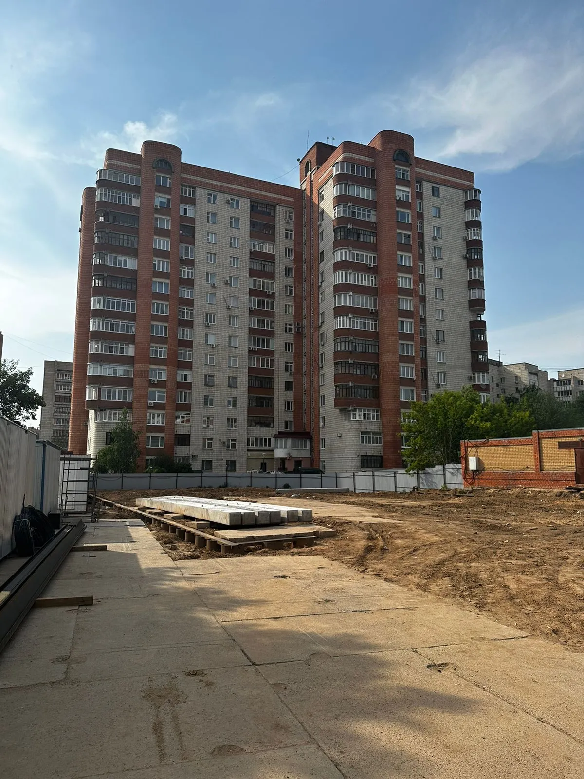 ЖК Дом по ул Хади Атласи ход строительства