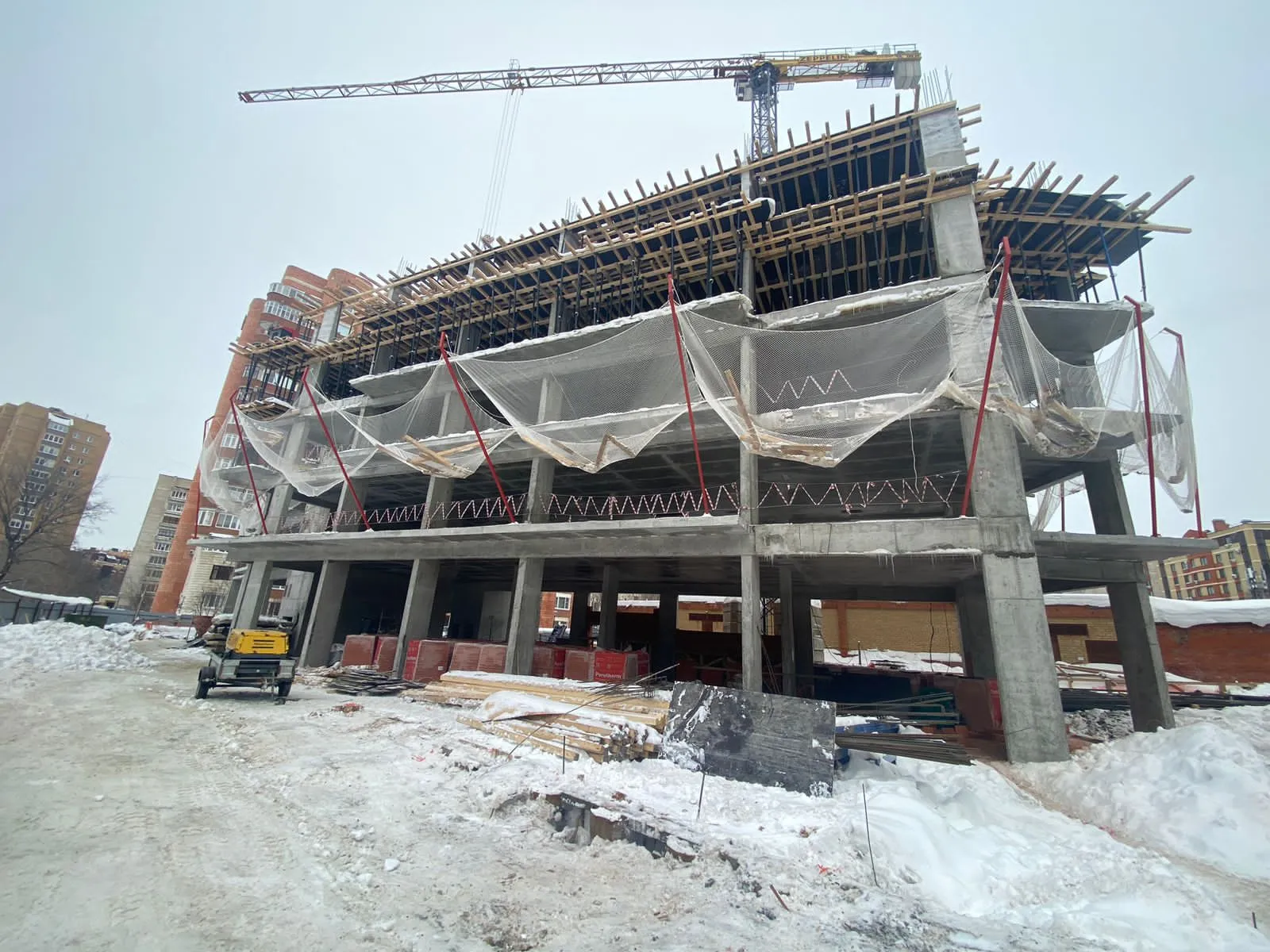 ЖК Дом по ул Хади Атласи ход строительства