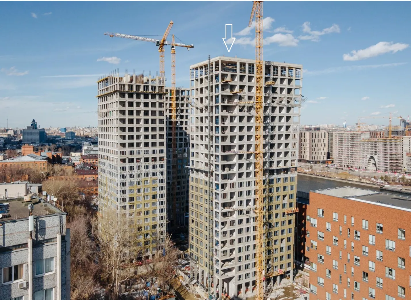 Фото МФК Новоданиловская 8