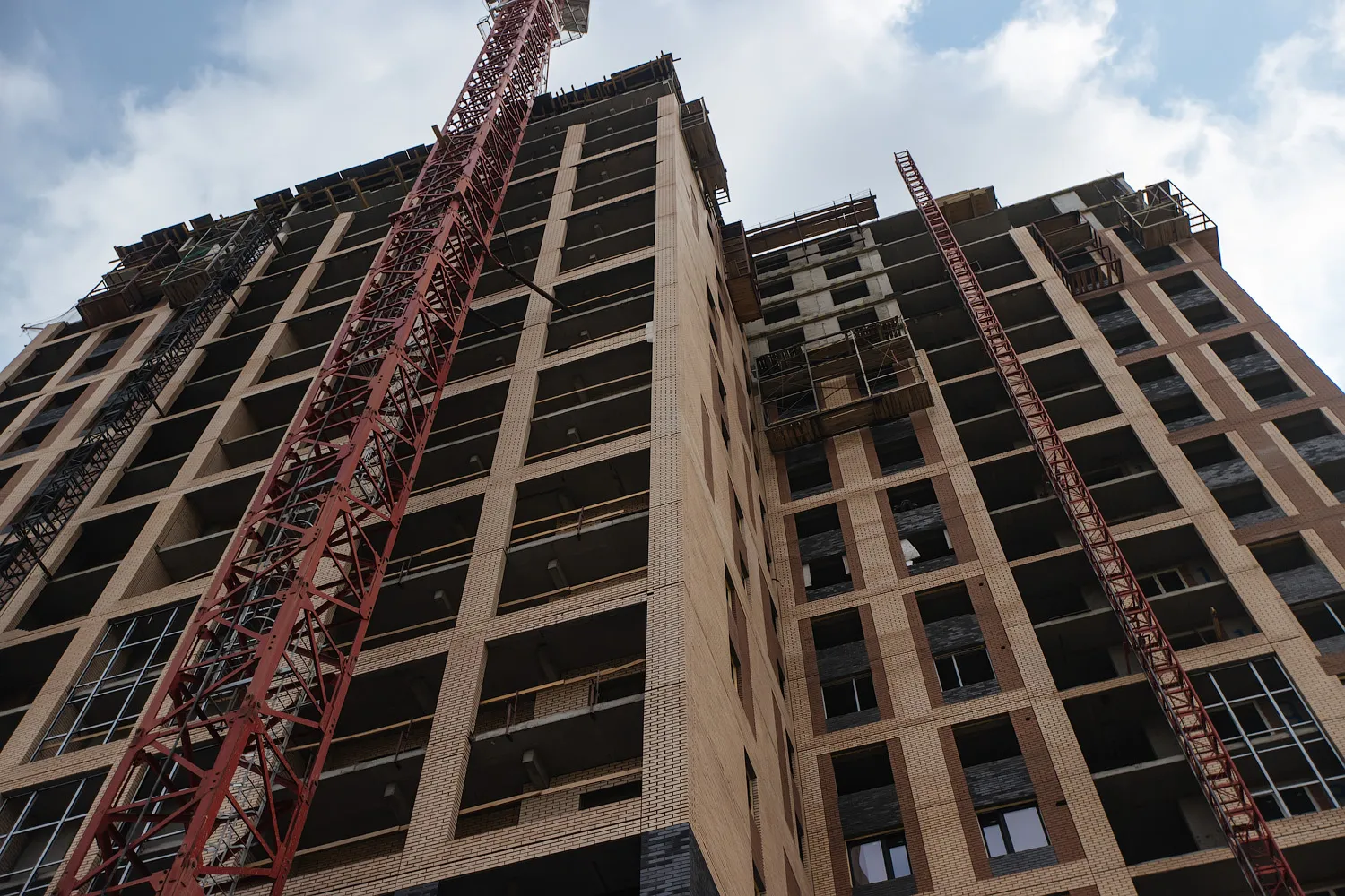 ЖК  Характер ход строительства